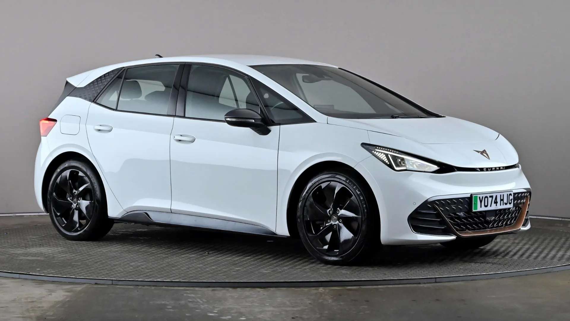 A 2025 CUPRA BORN 170kW e-Boost V1 59kWh Auto A 2025 CUPRA BORN 170kW e-Boost V1 59kWh Auto