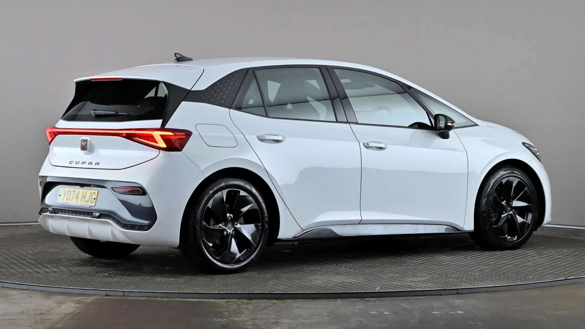2025 CUPRA BORN 2025 CUPRA BORN