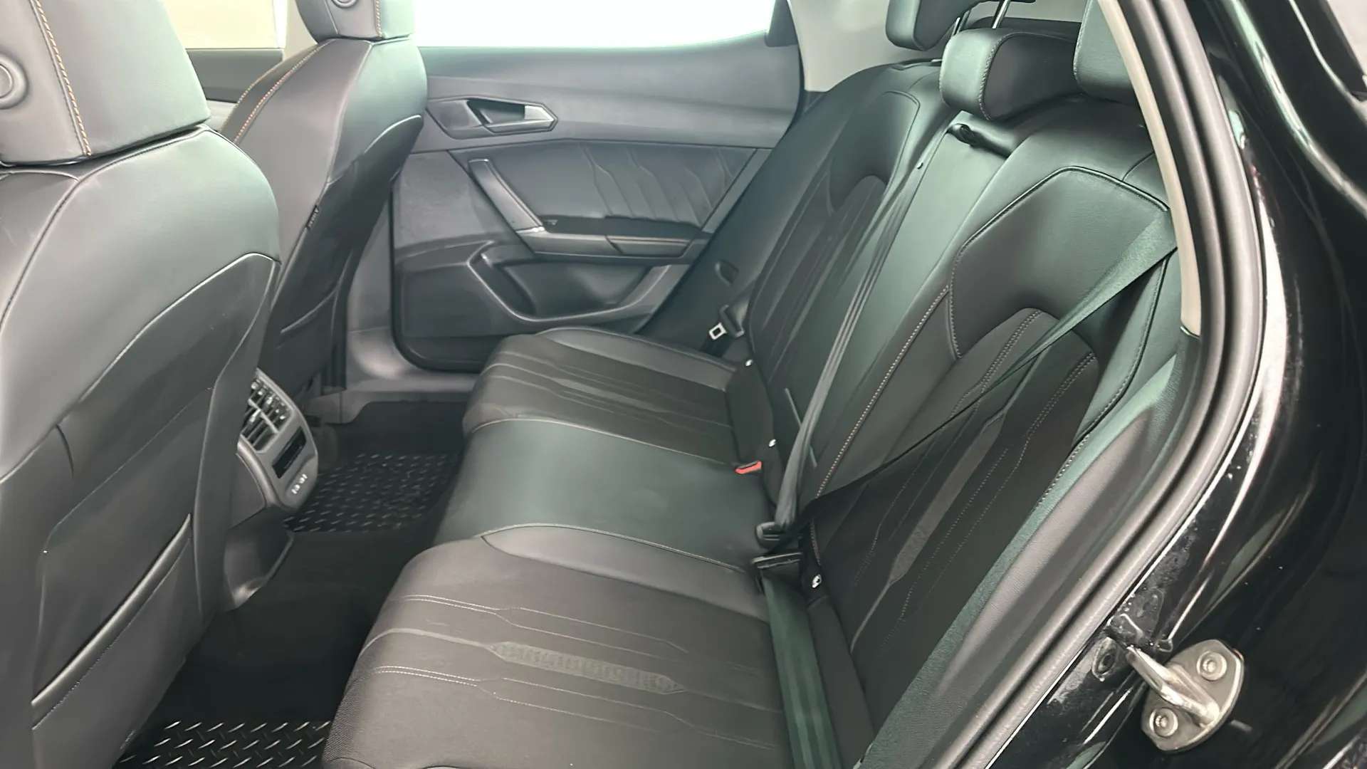 2023 CUPRA FORMENTOR 2023 CUPRA FORMENTOR