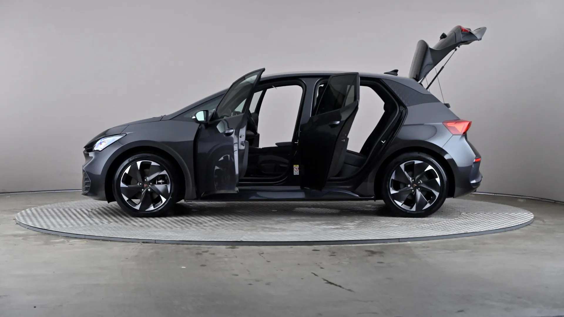 2023 CUPRA BORN 2023 CUPRA BORN