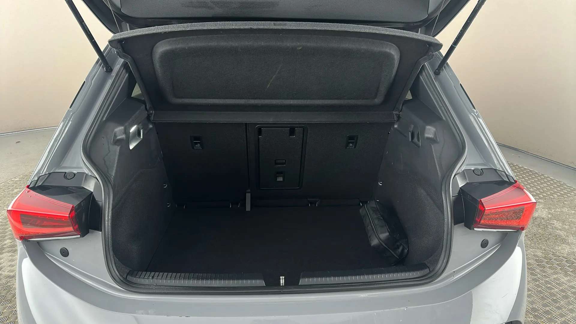 2023 CUPRA BORN 2023 CUPRA BORN