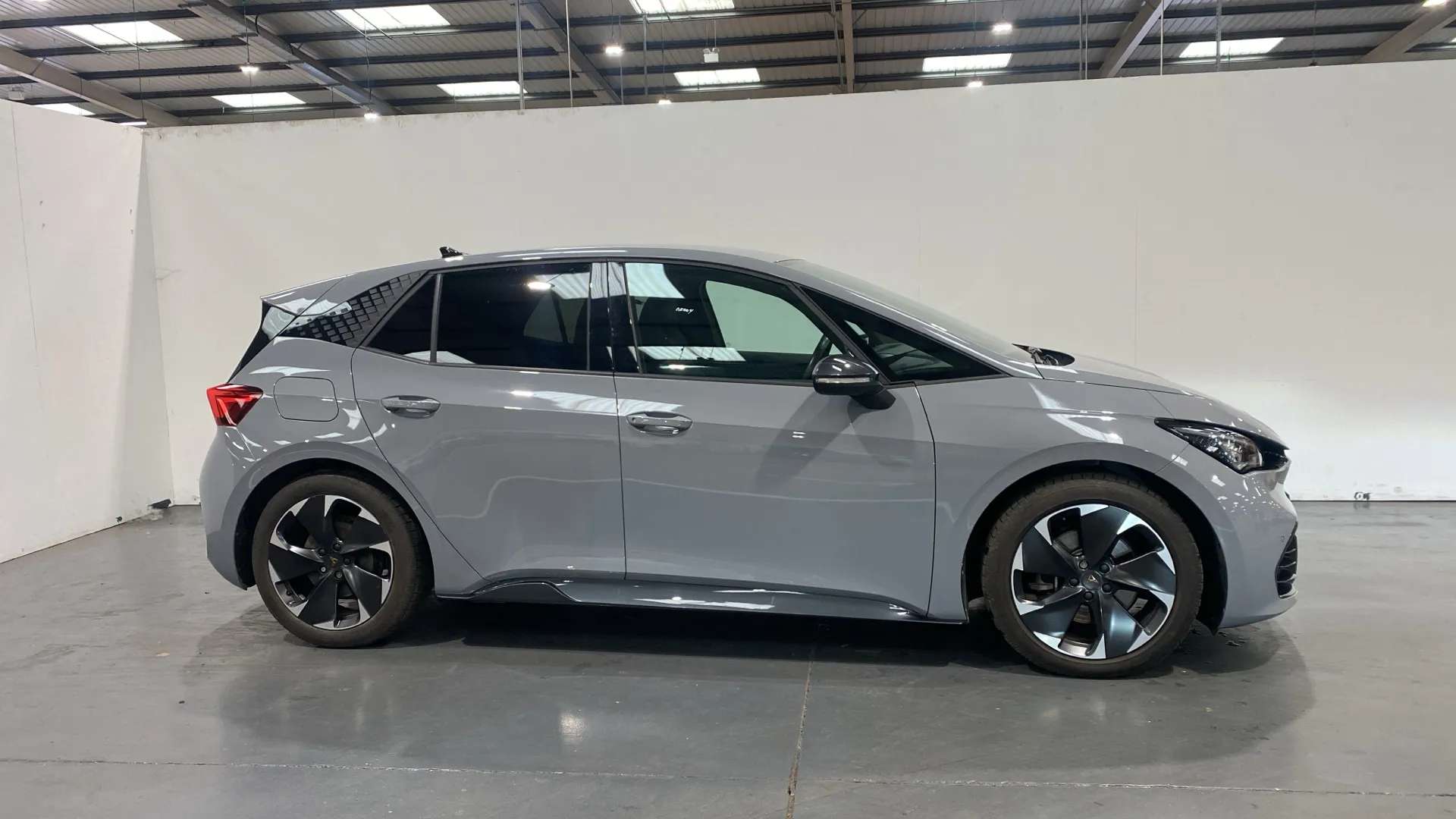 A 2023 CUPRA BORN 150kW V2 58kWh Auto A 2023 CUPRA BORN 150kW V2 58kWh Auto