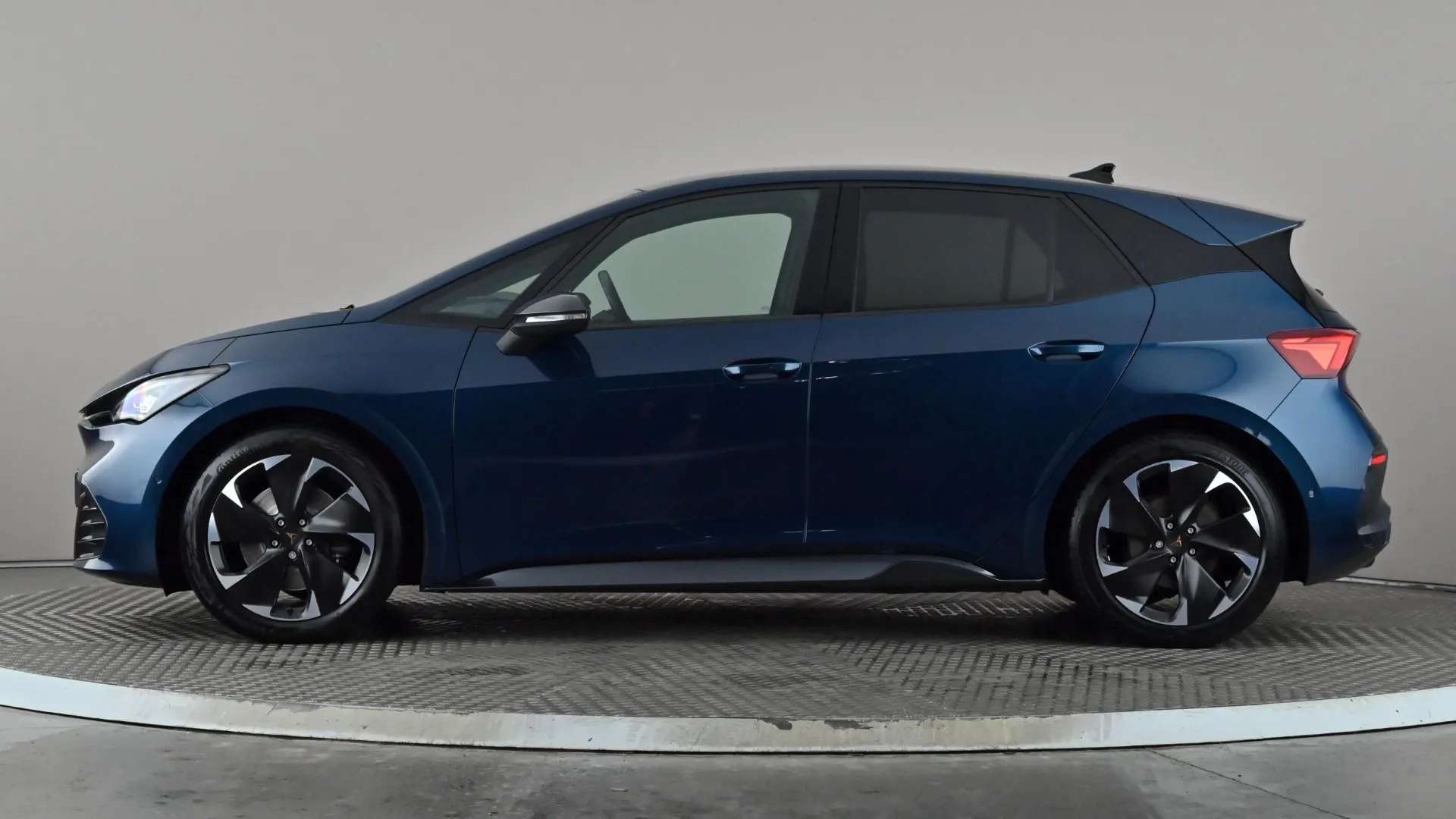 A 2022 CUPRA BORN 169kW e-Boost V2 58kWh Auto A 2022 CUPRA BORN 169kW e-Boost V2 58kWh Auto