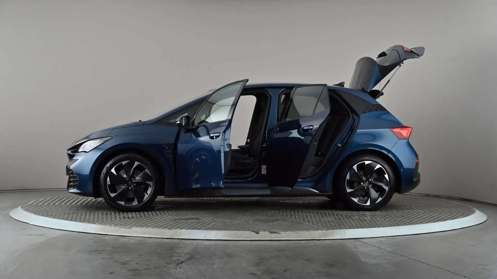 2022 CUPRA BORN 2022 CUPRA BORN