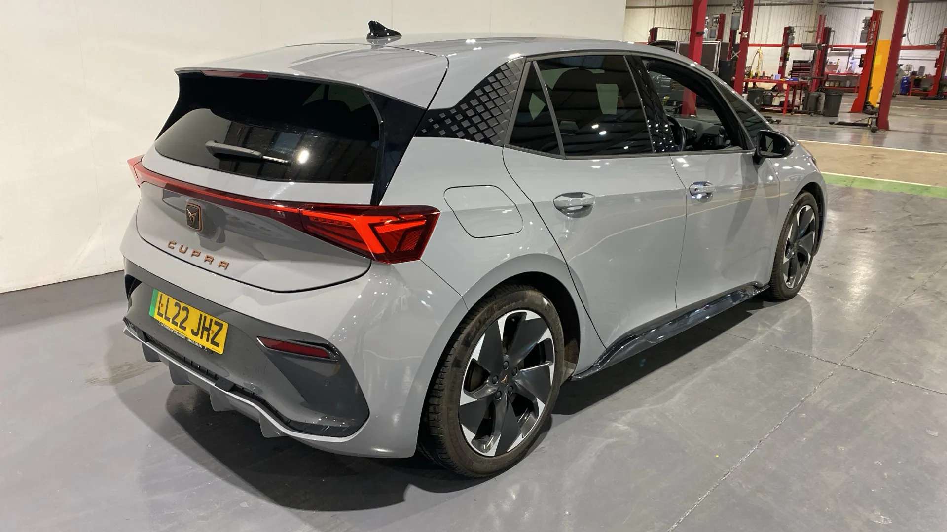 A 2022 CUPRA BORN 150kW V2 58kWh Auto A 2022 CUPRA BORN 150kW V2 58kWh Auto