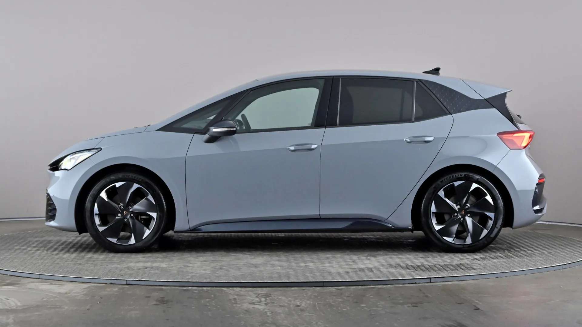 A 2022 CUPRA BORN 150kW V2 58kWh Auto A 2022 CUPRA BORN 150kW V2 58kWh Auto