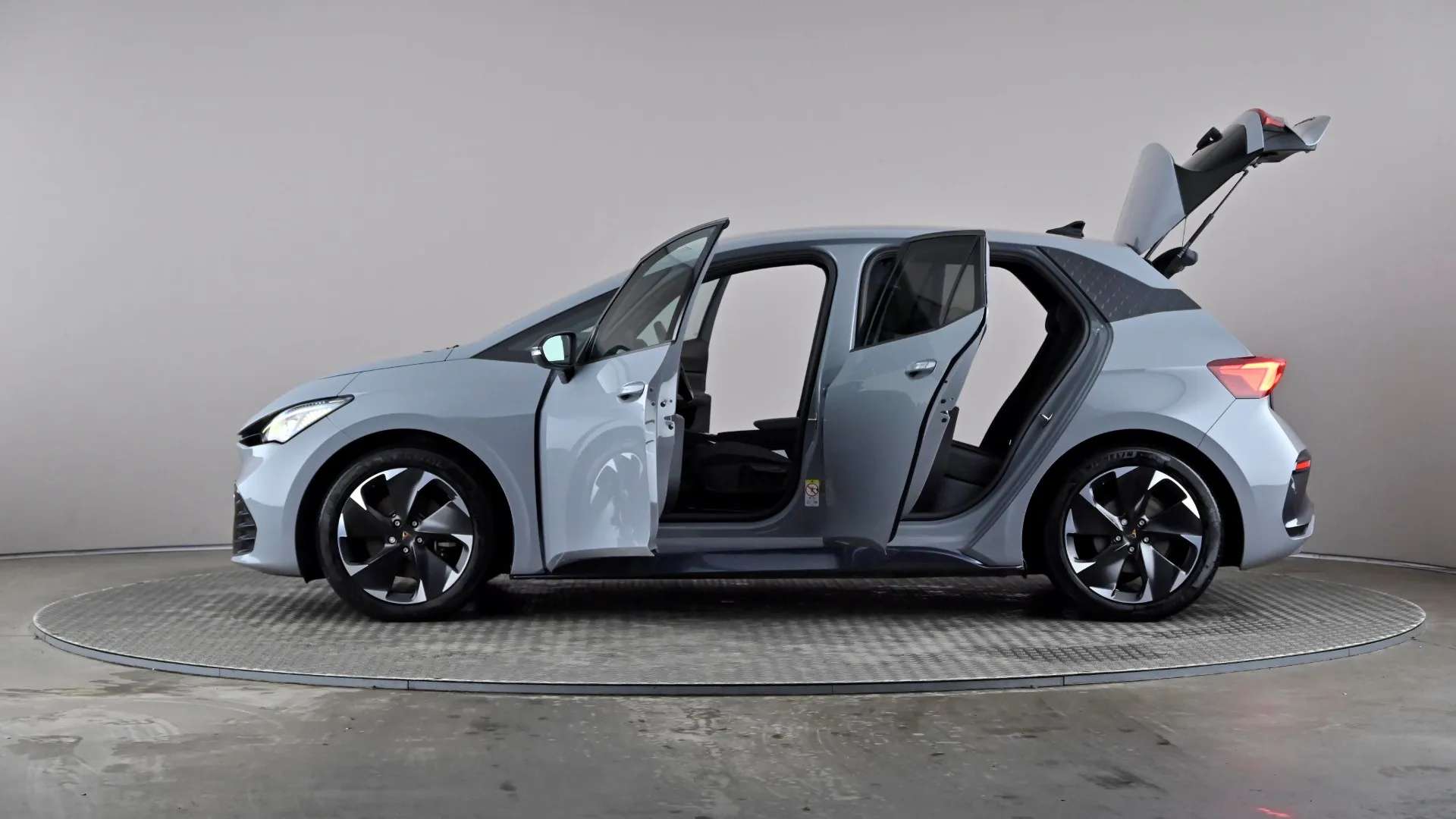 2022 CUPRA BORN 2022 CUPRA BORN