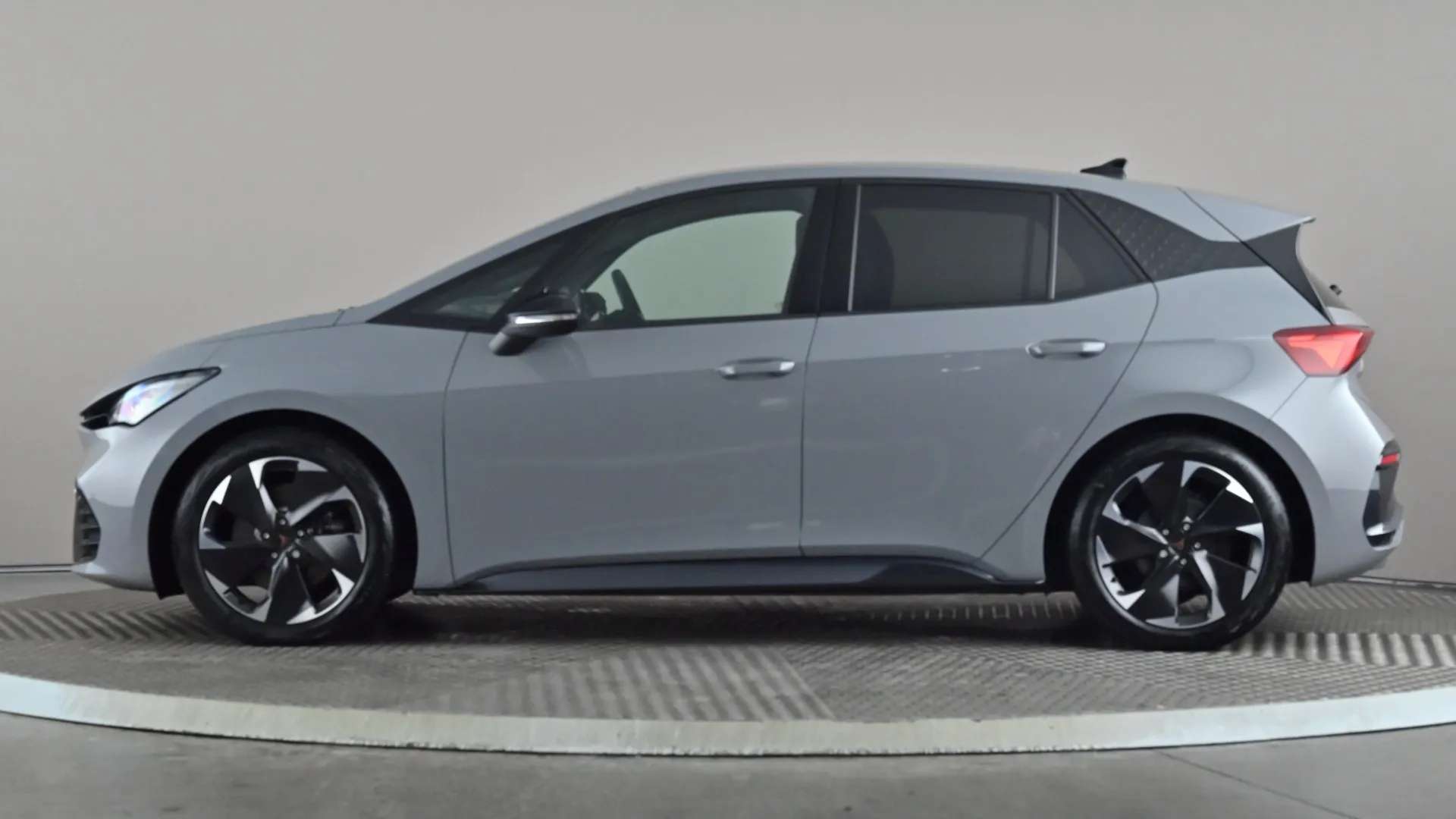 2024 CUPRA BORN 2024 CUPRA BORN