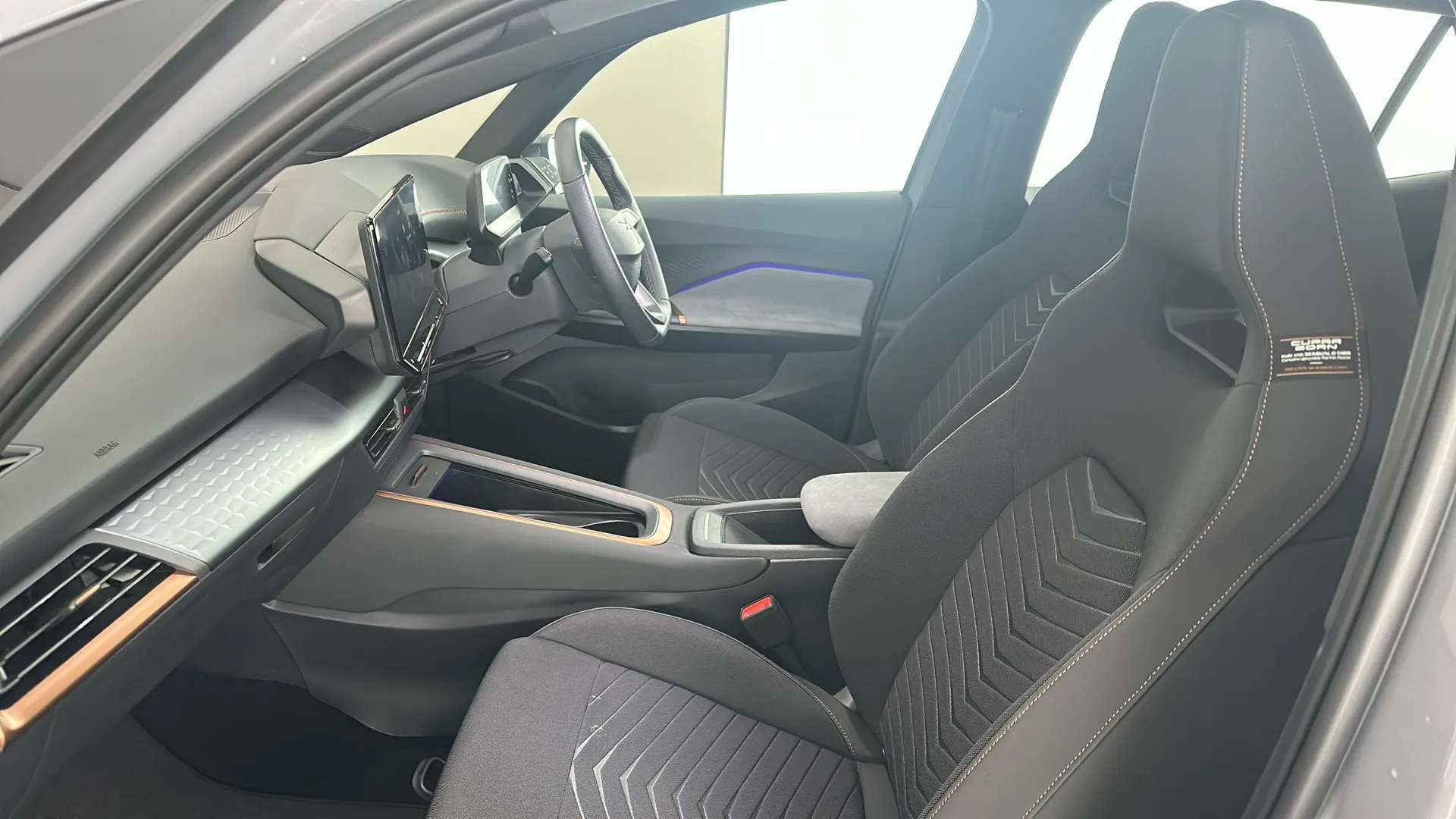 2024 CUPRA BORN 2024 CUPRA BORN