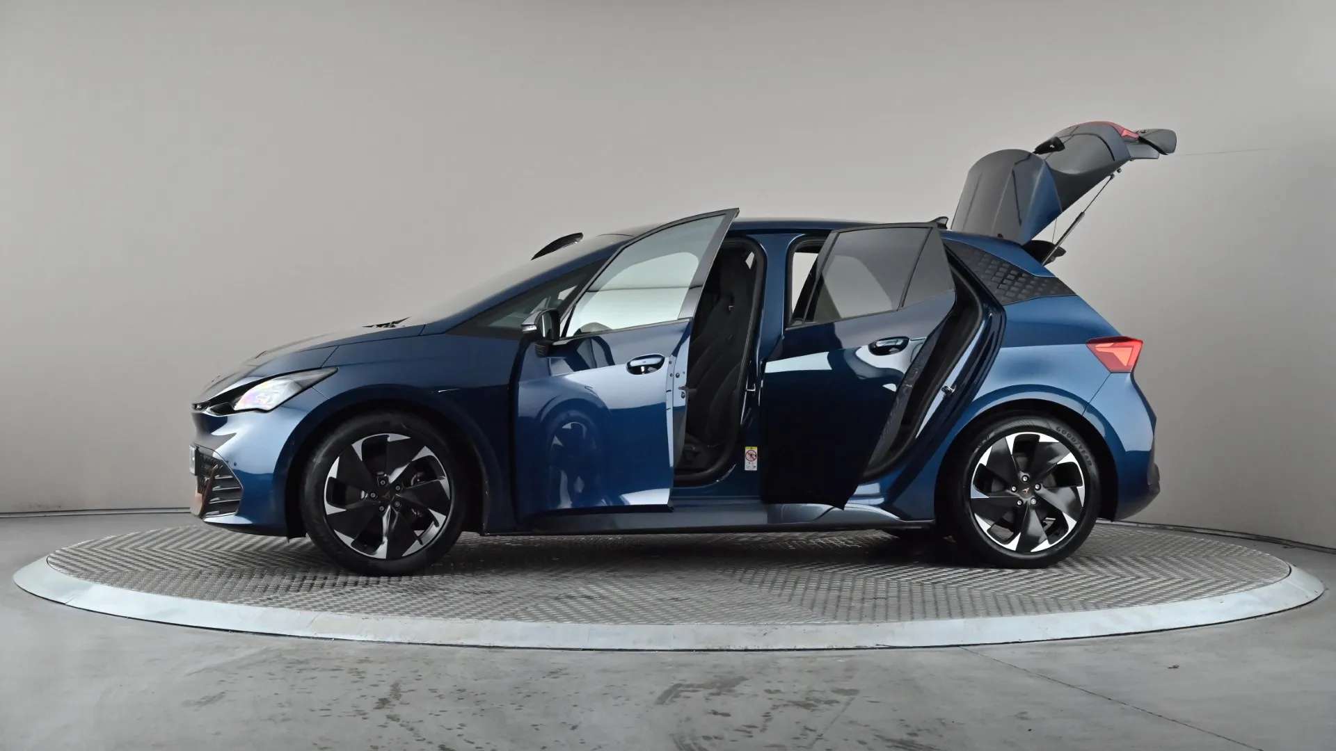 2022 CUPRA BORN 2022 CUPRA BORN