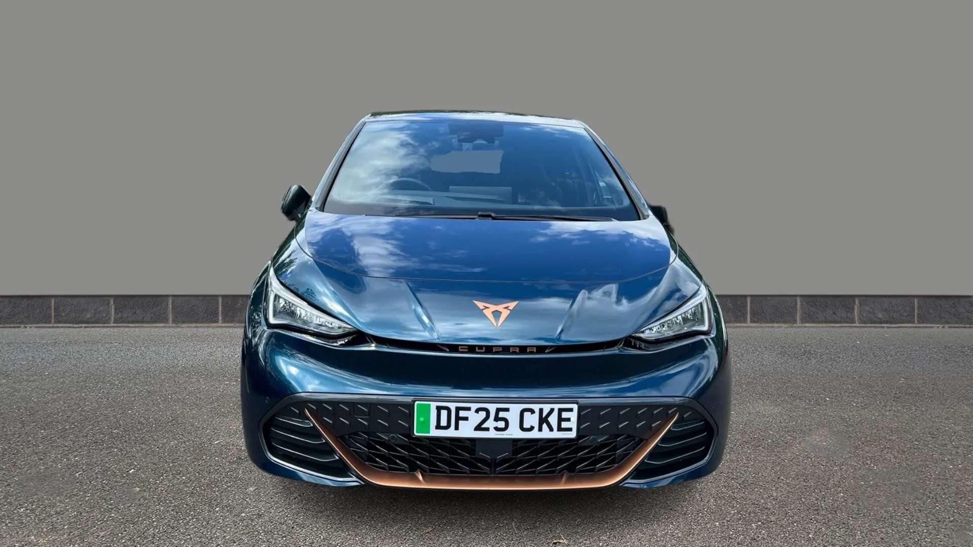 A 2025 CUPRA BORN 170kW e-Boost V2 59kWh Auto A 2025 CUPRA BORN 170kW e-Boost V2 59kWh Auto