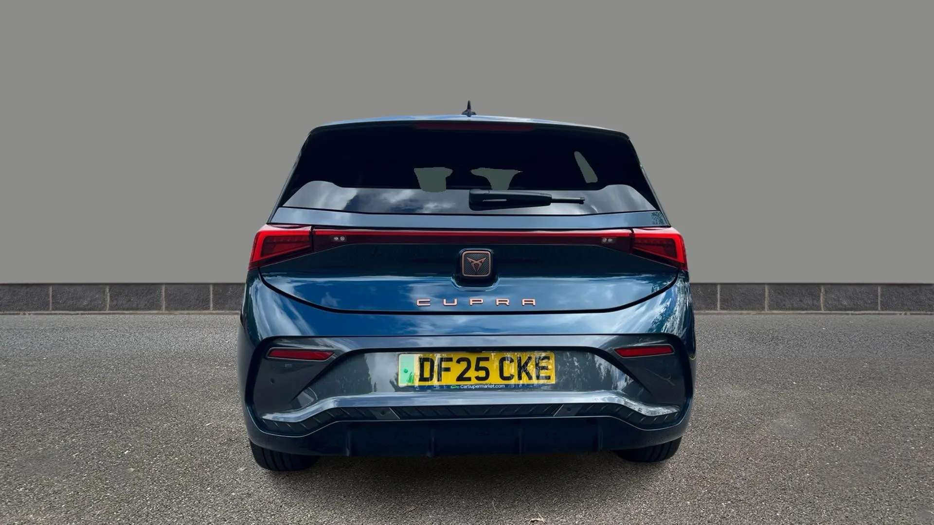 2025 CUPRA BORN 2025 CUPRA BORN