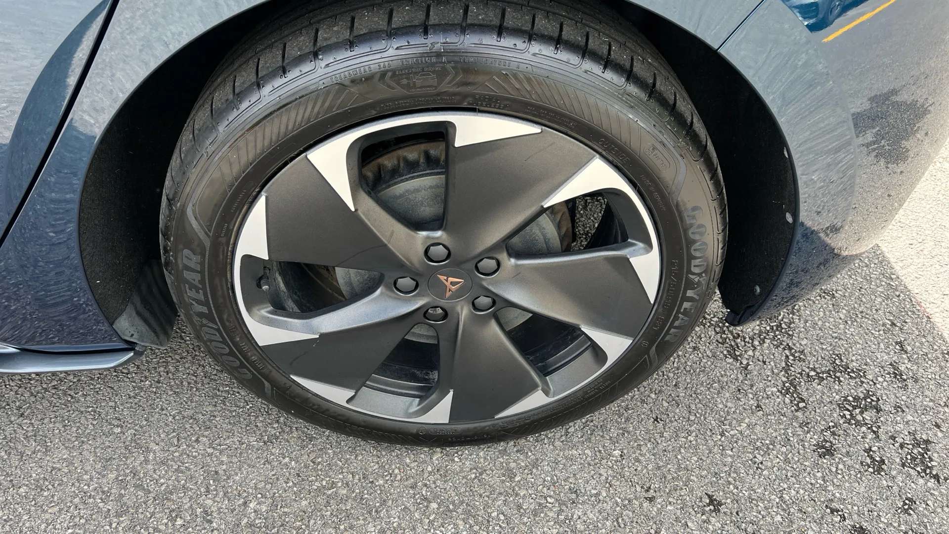 2025 CUPRA BORN 2025 CUPRA BORN