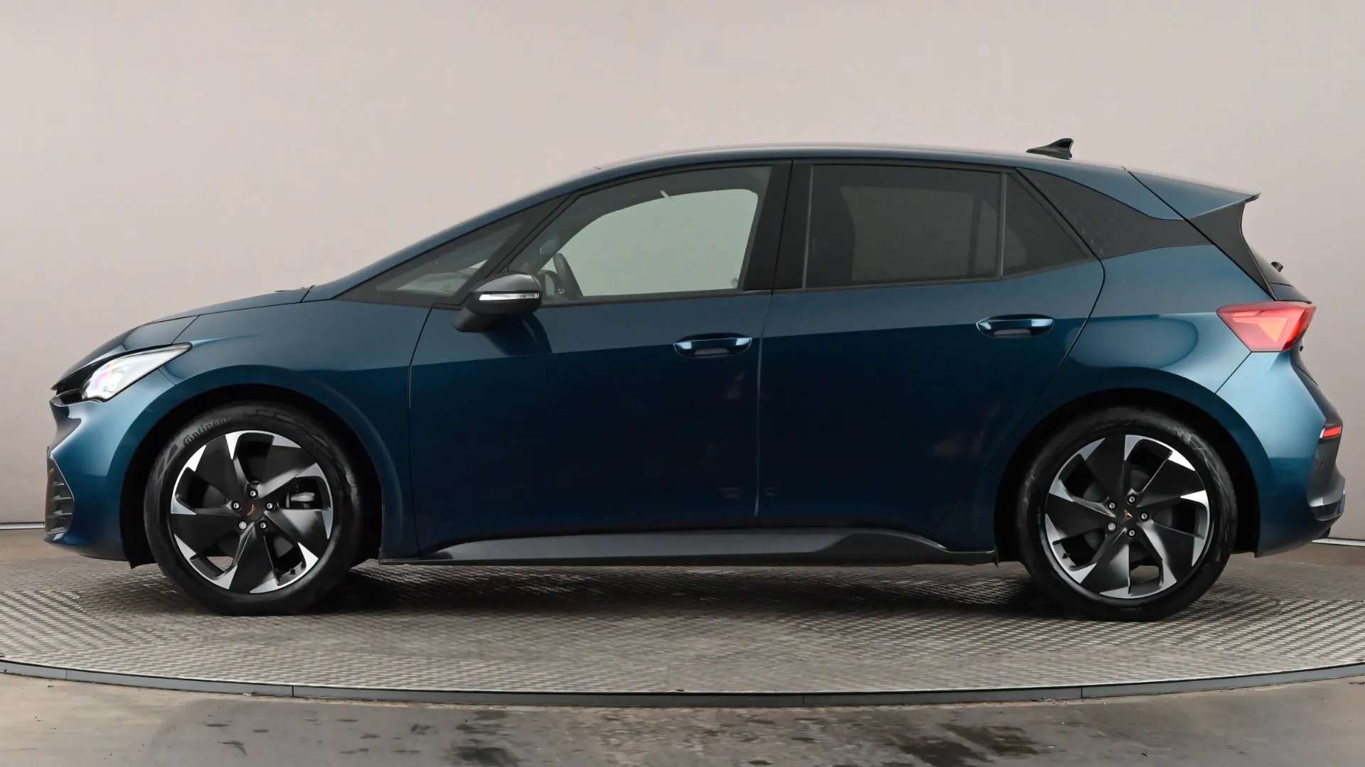 A 2024 CUPRA BORN 170kW e-Boost V2 59kWh Auto A 2024 CUPRA BORN 170kW e-Boost V2 59kWh Auto