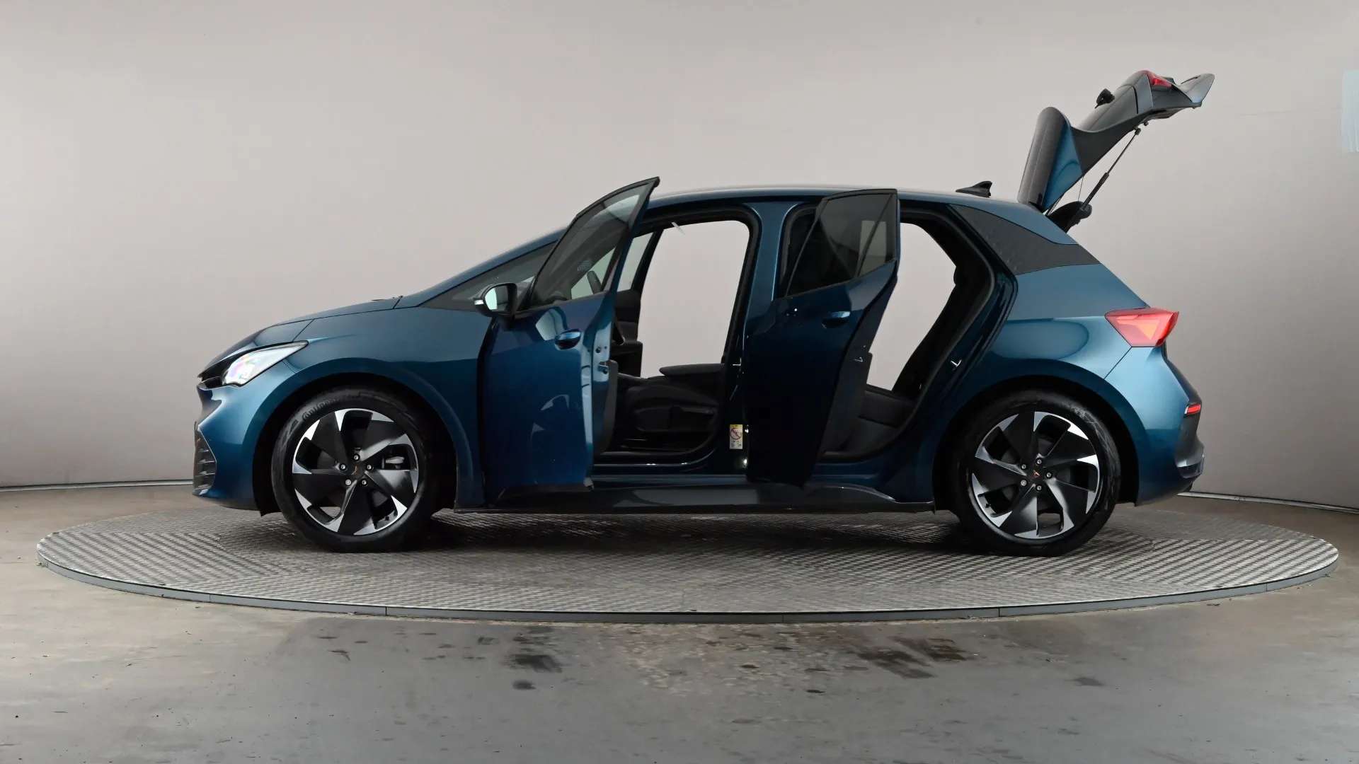 2024 CUPRA BORN 2024 CUPRA BORN