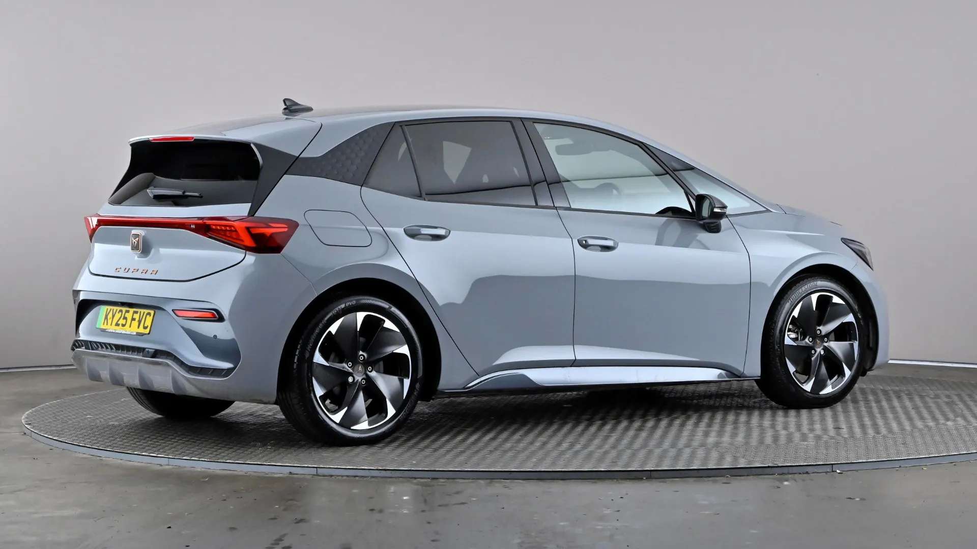 2025 CUPRA BORN 2025 CUPRA BORN