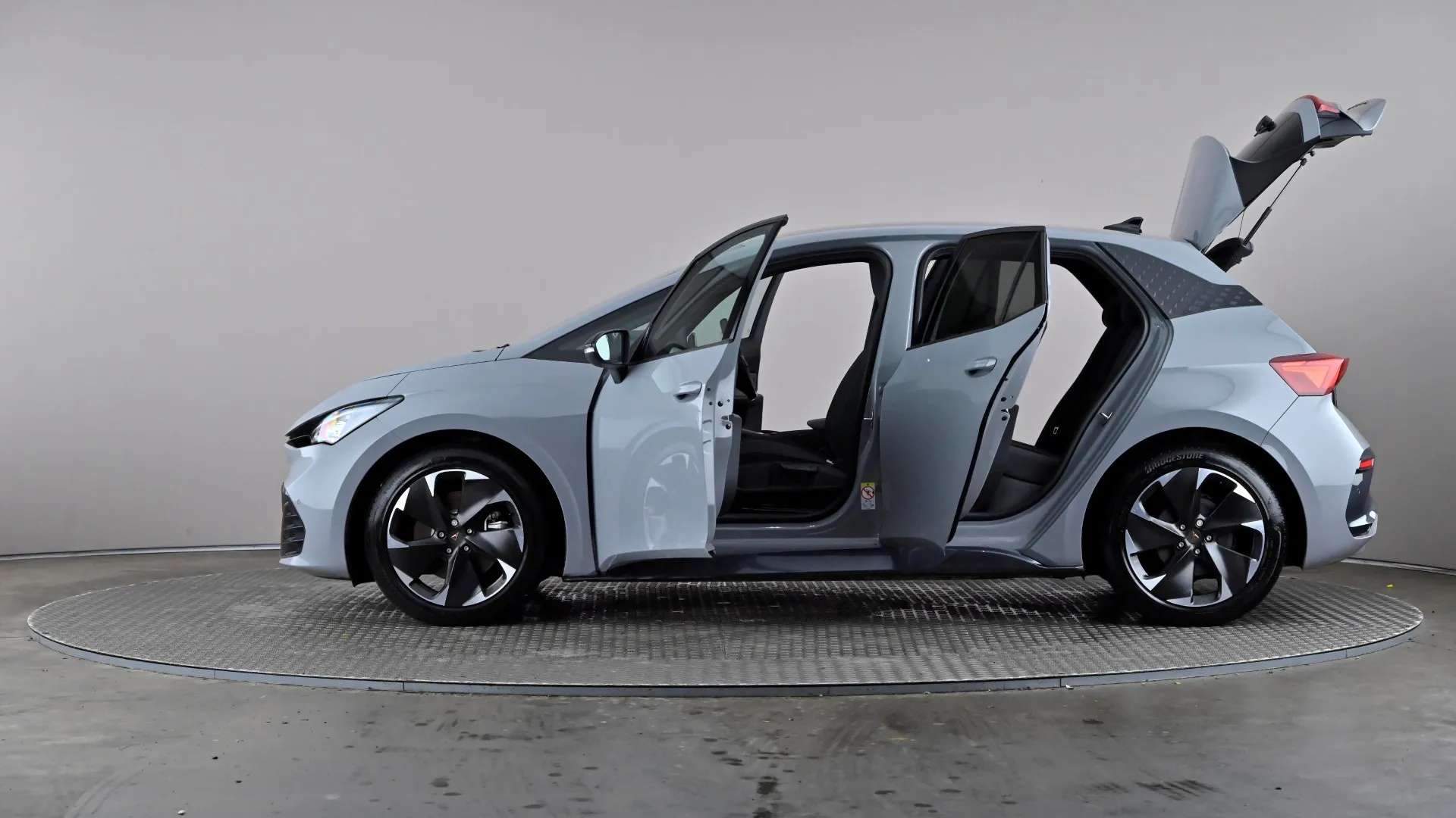 2025 CUPRA BORN 2025 CUPRA BORN