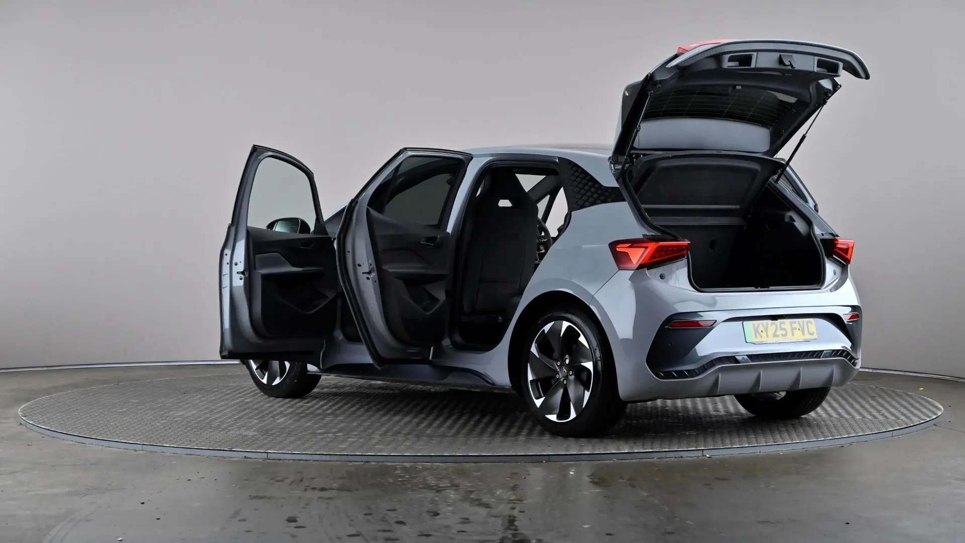 2025 CUPRA BORN 2025 CUPRA BORN