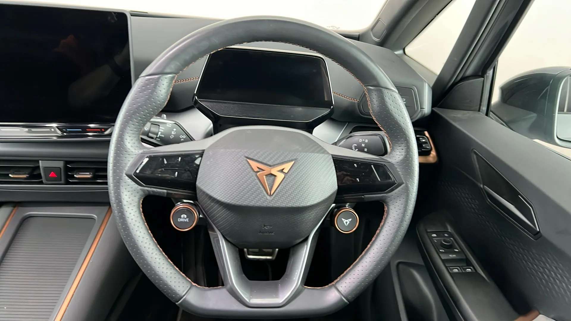 2025 CUPRA BORN 2025 CUPRA BORN