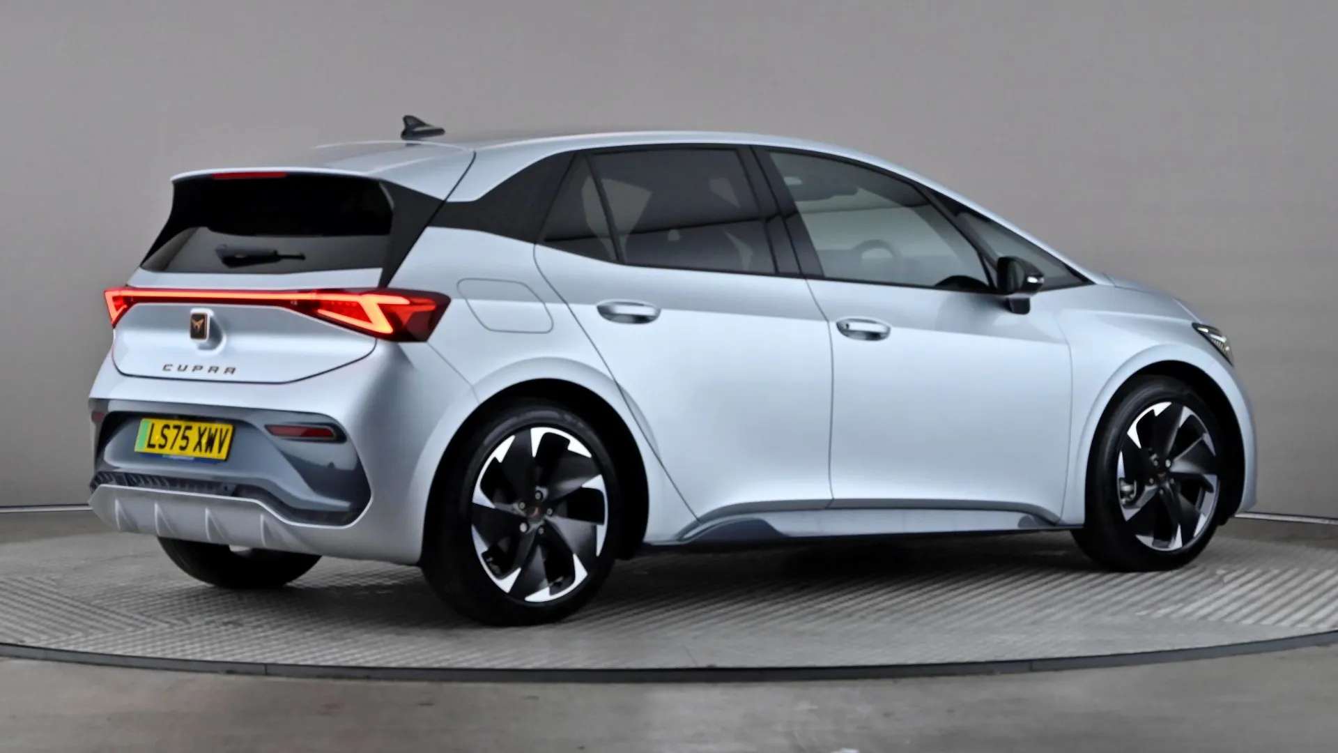 2025 CUPRA BORN 2025 CUPRA BORN