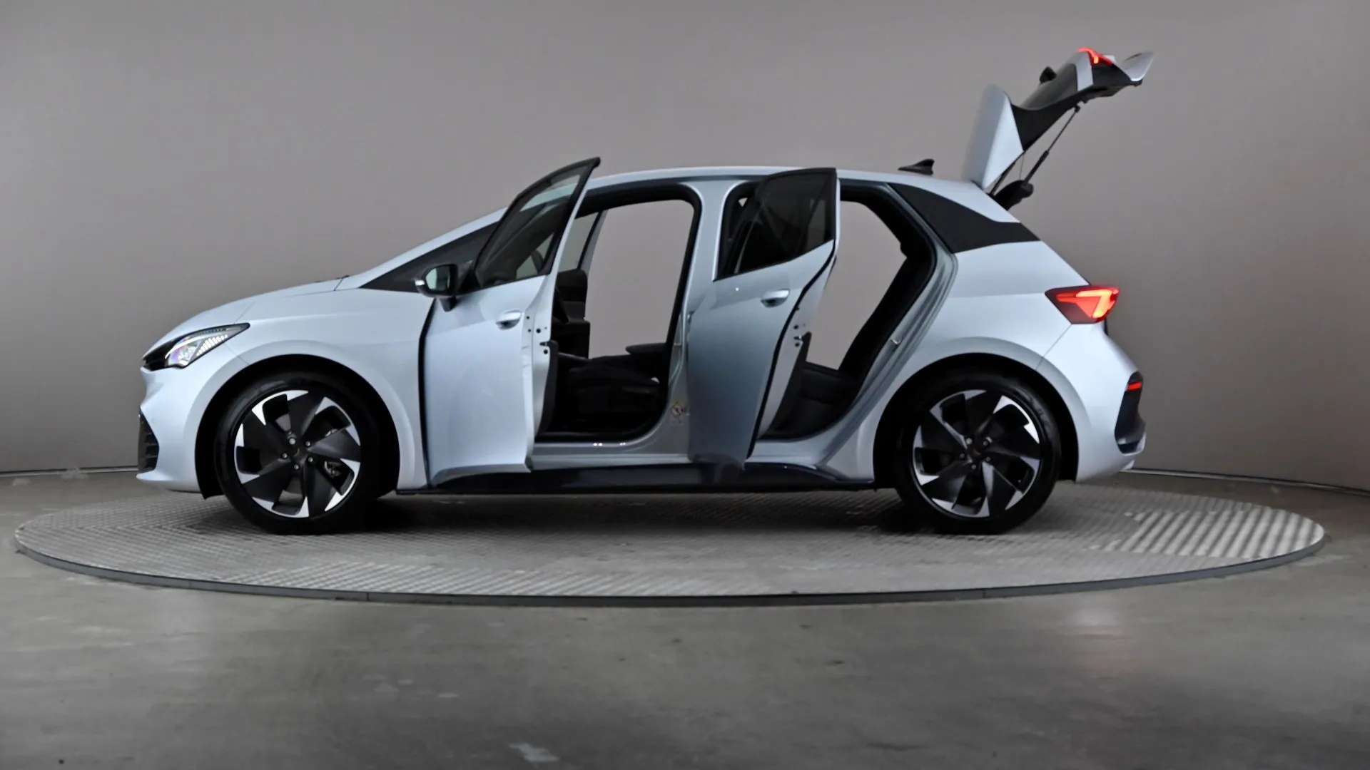 2025 CUPRA BORN 2025 CUPRA BORN