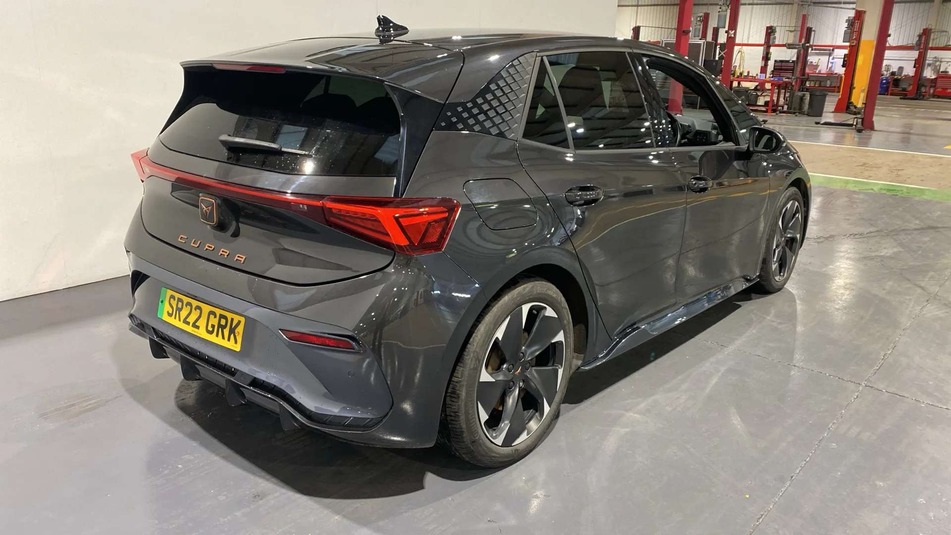 A 2022 CUPRA BORN 170kW e-Boost V2 59kWh Auto A 2022 CUPRA BORN 170kW e-Boost V2 59kWh Auto