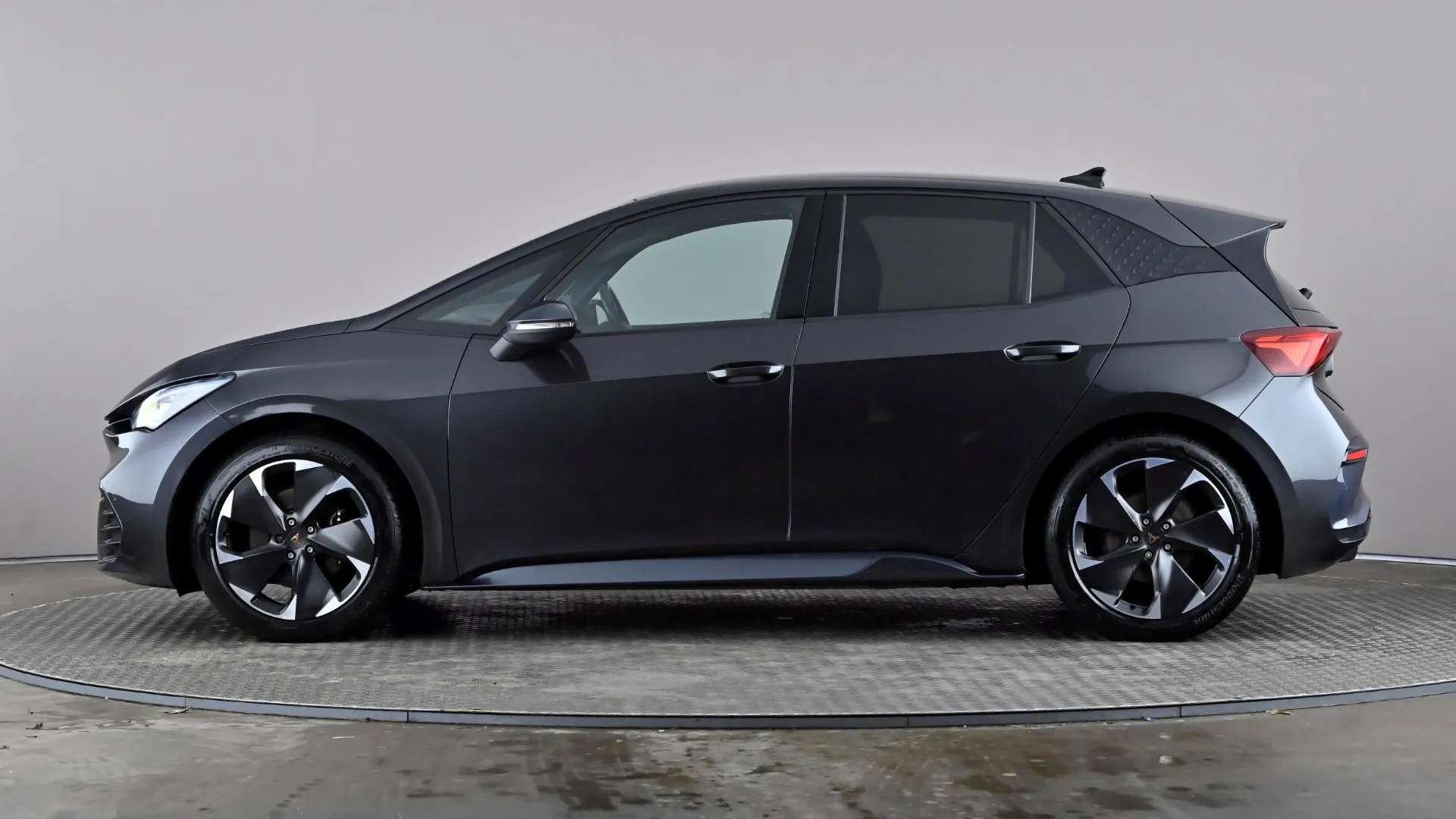 A 2022 CUPRA BORN 170kW e-Boost V2 59kWh Auto A 2022 CUPRA BORN 170kW e-Boost V2 59kWh Auto