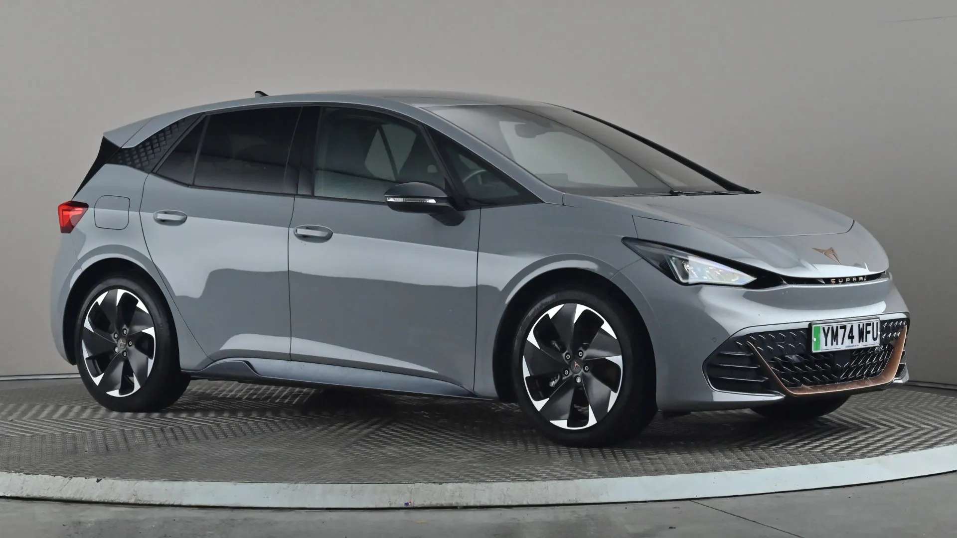 A 2025 CUPRA BORN 170kW e-Boost V2 59kWh Auto A 2025 CUPRA BORN 170kW e-Boost V2 59kWh Auto