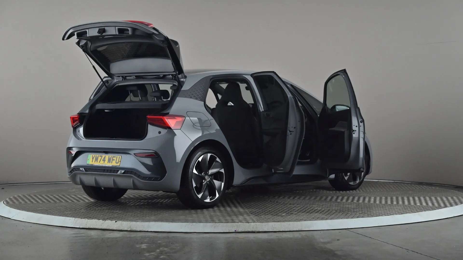 2025 CUPRA BORN 2025 CUPRA BORN