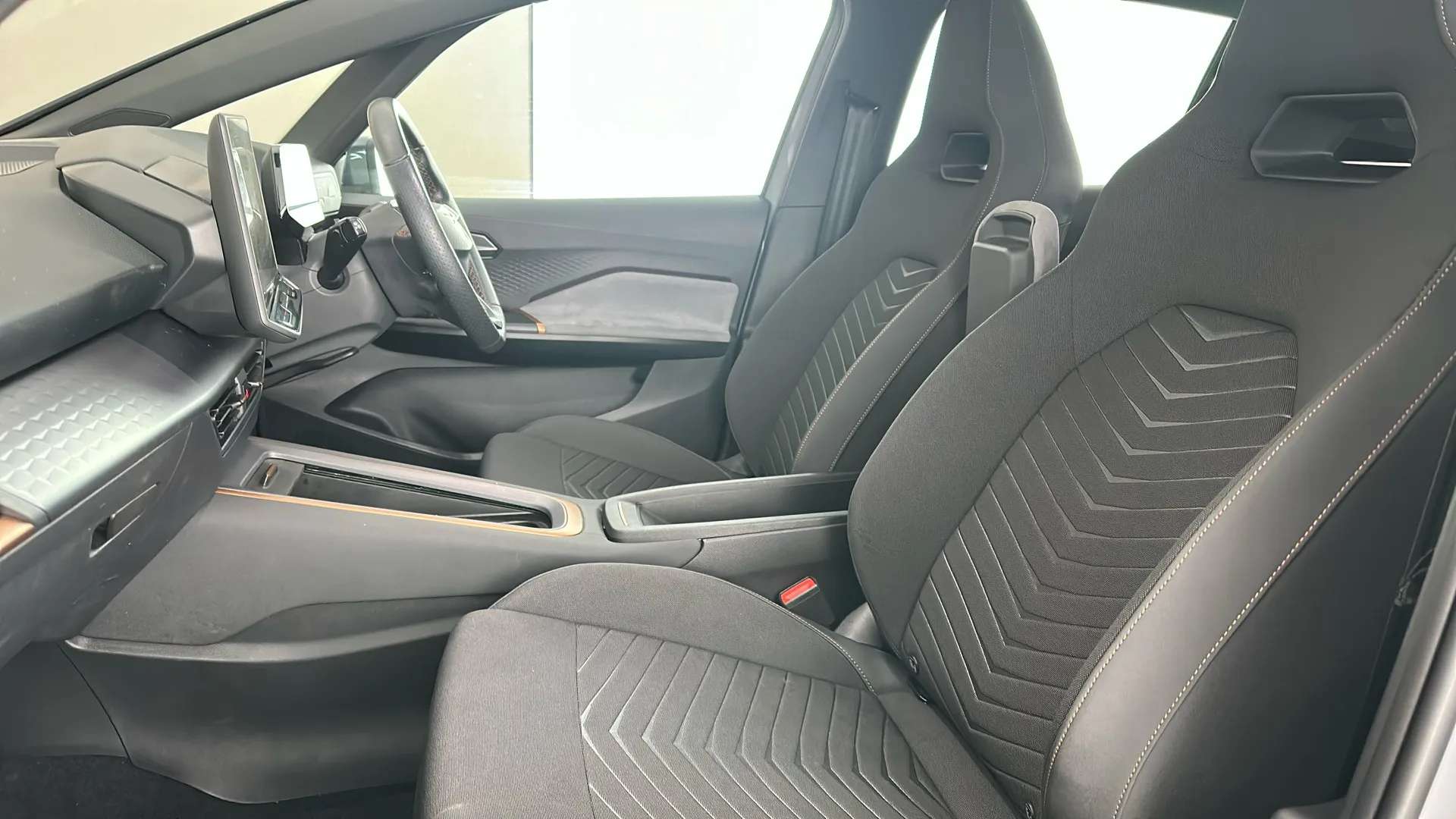 2025 CUPRA BORN 2025 CUPRA BORN