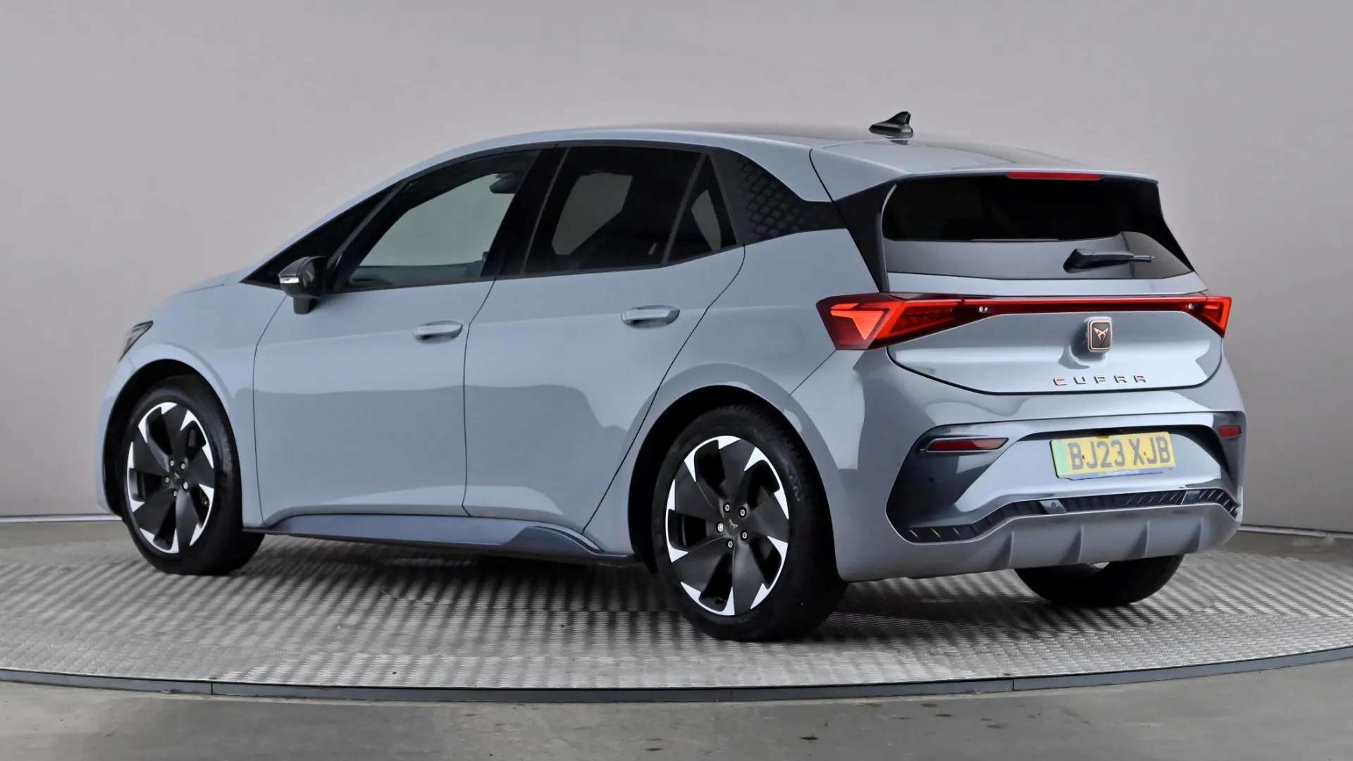 A 2023 CUPRA BORN 169kW e-Boost V2 77kWh Auto A 2023 CUPRA BORN 169kW e-Boost V2 77kWh Auto