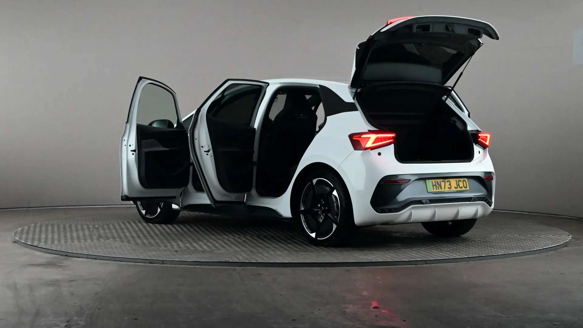 2023 CUPRA BORN 2023 CUPRA BORN