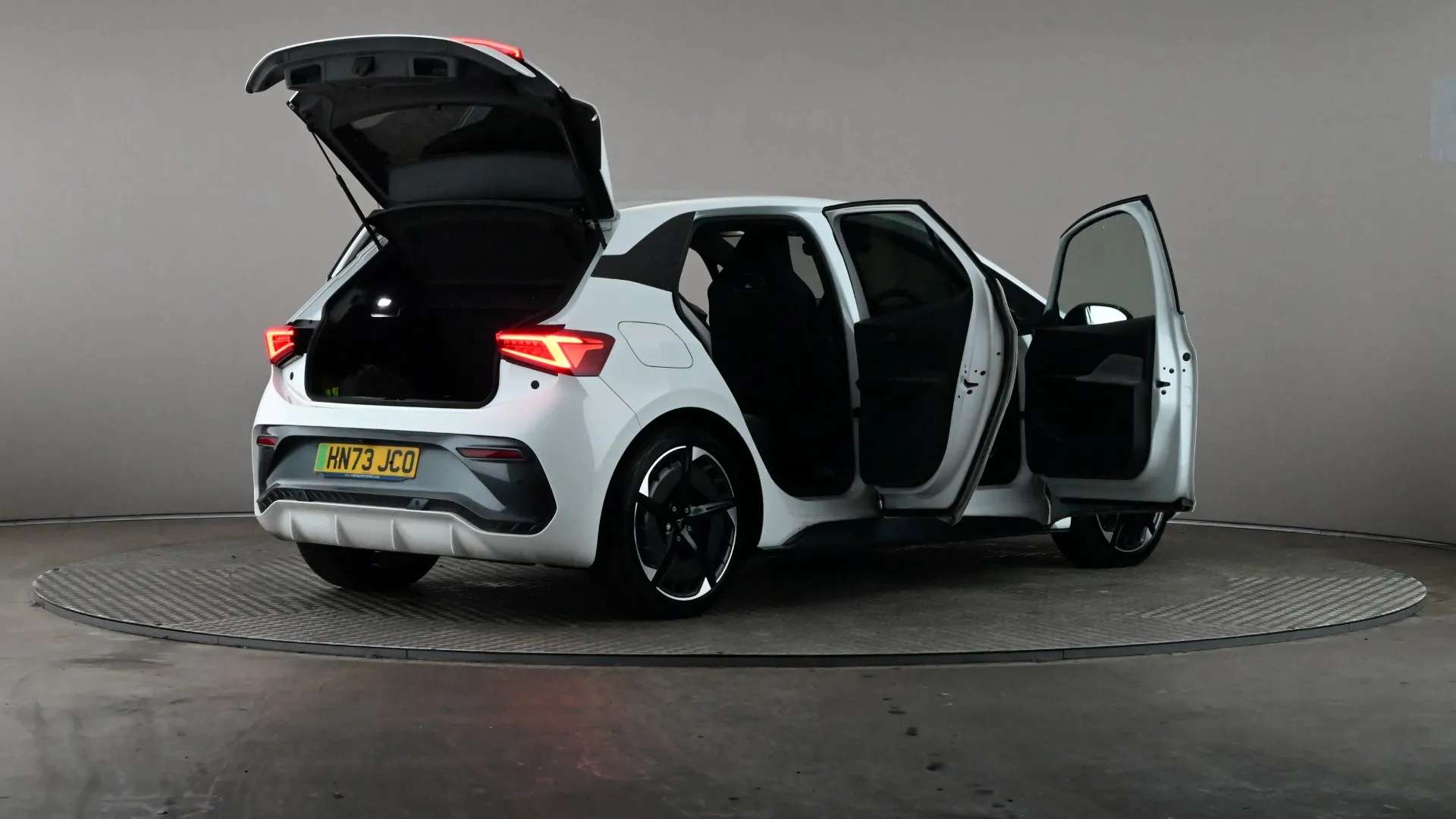 2023 CUPRA BORN 2023 CUPRA BORN