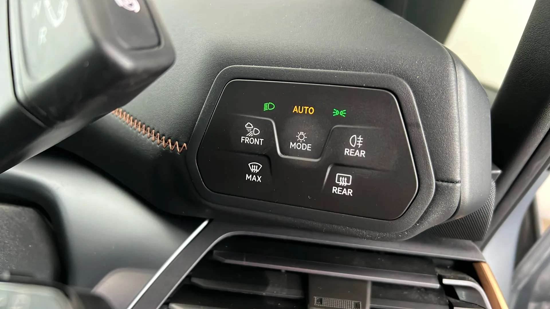 2023 CUPRA BORN 2023 CUPRA BORN
