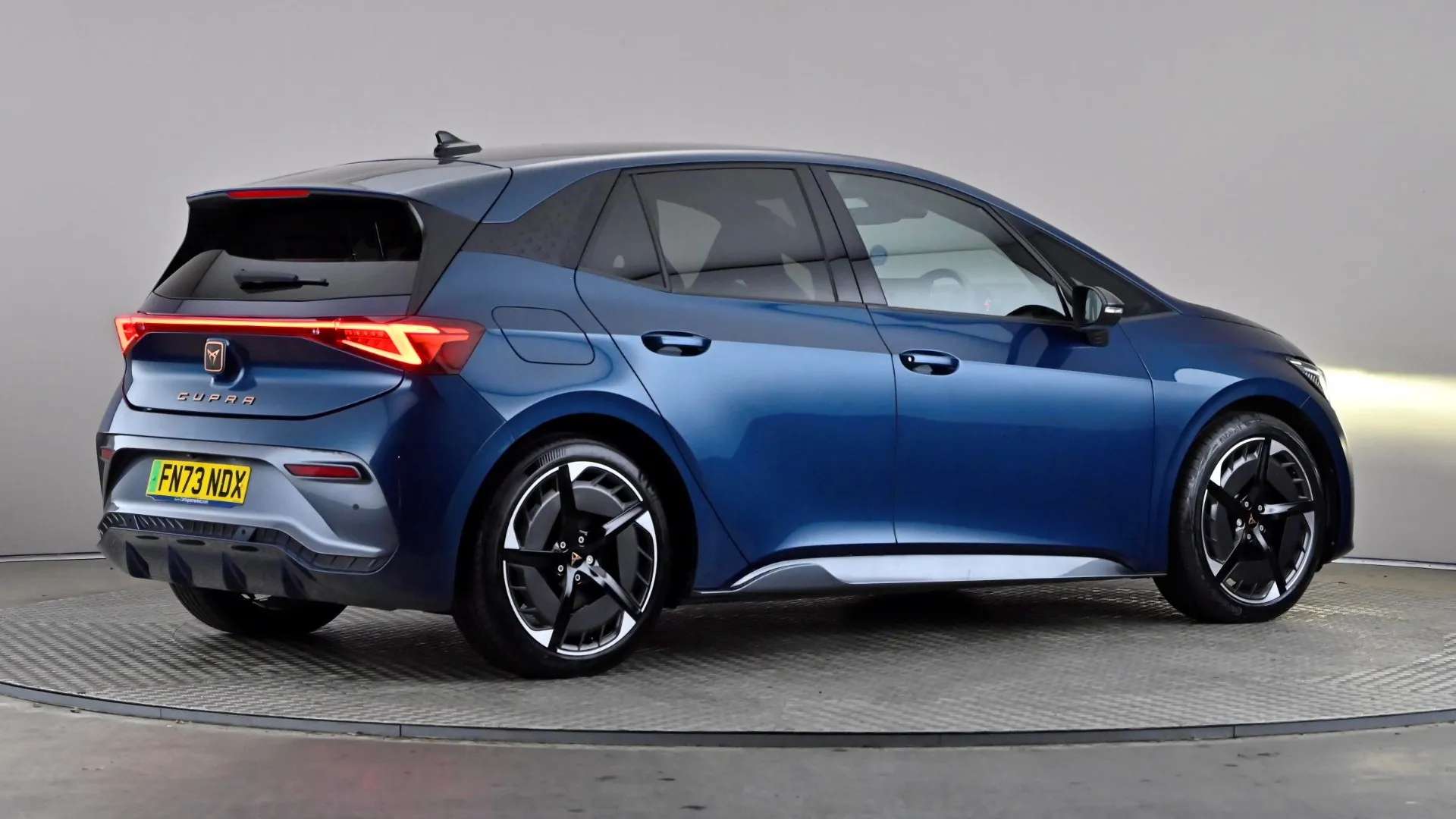 2023 CUPRA BORN 2023 CUPRA BORN