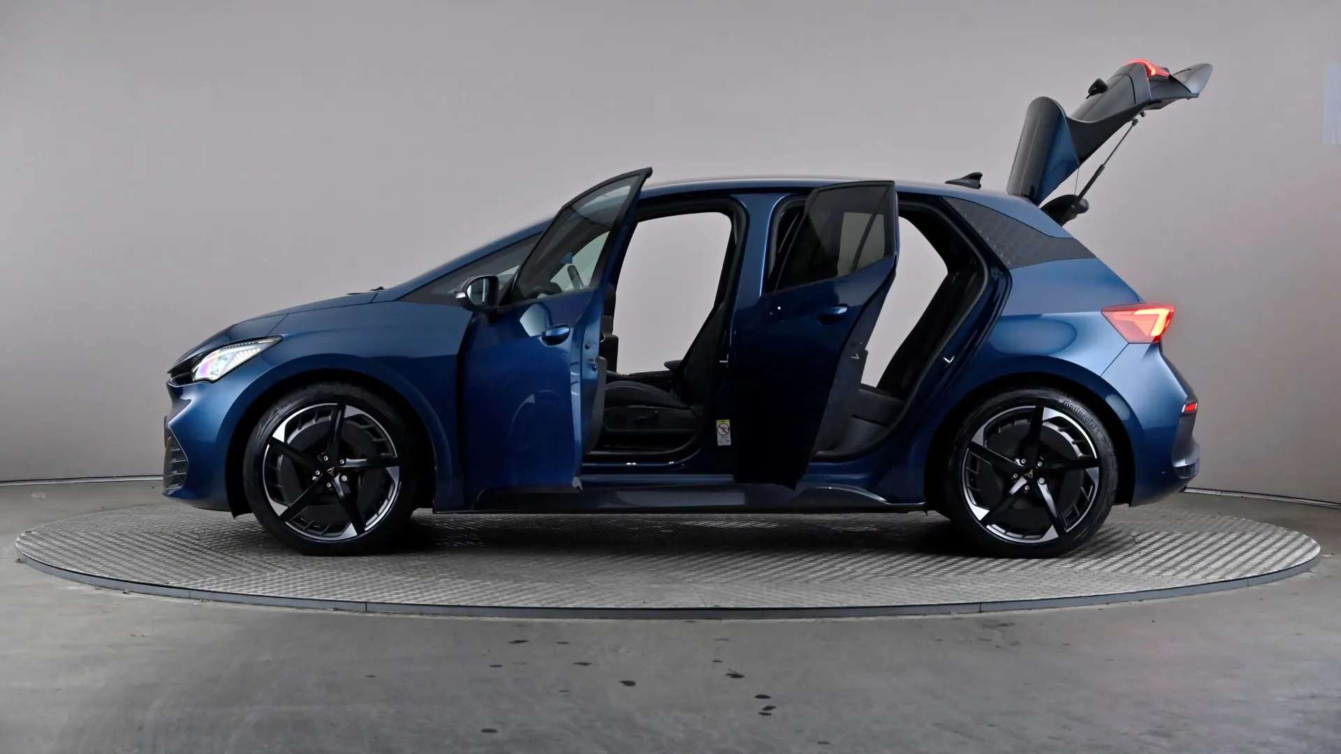 2023 CUPRA BORN 2023 CUPRA BORN