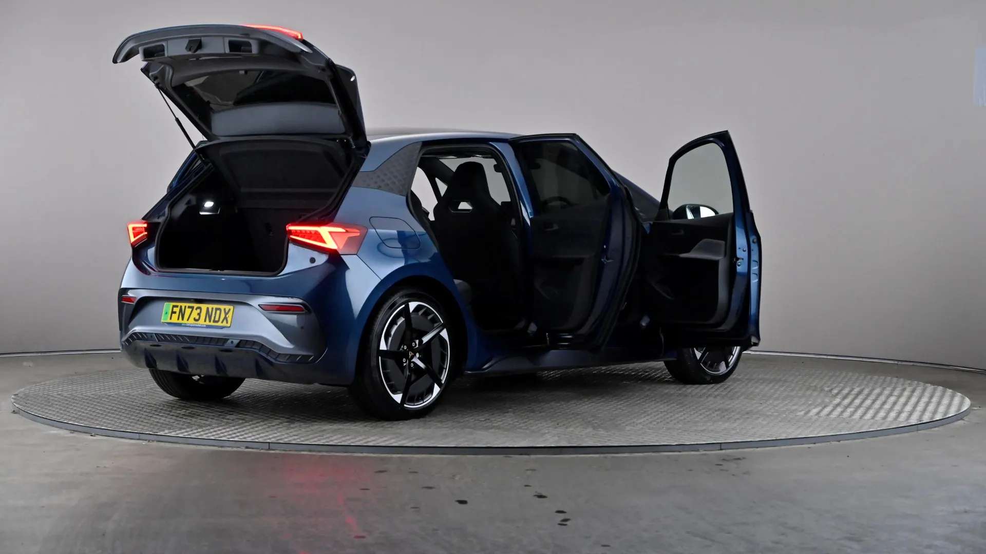2023 CUPRA BORN 2023 CUPRA BORN