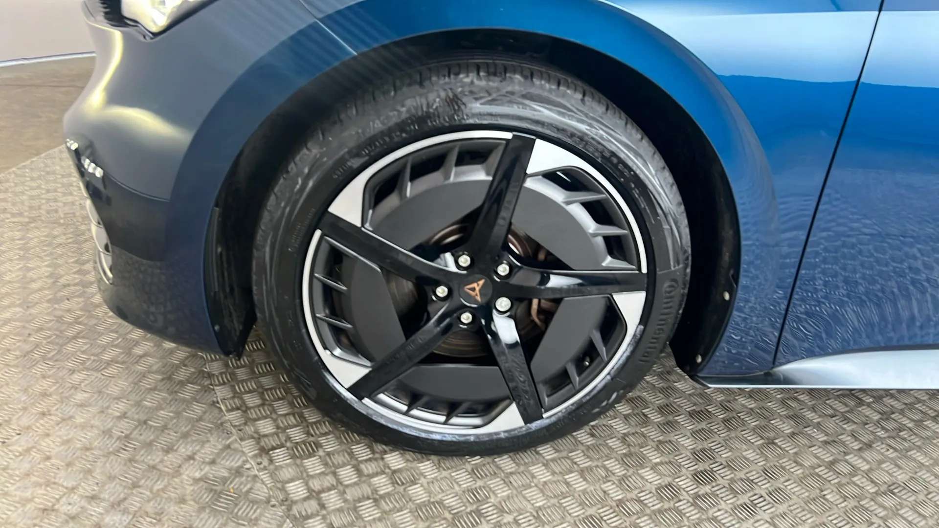 2023 CUPRA BORN 2023 CUPRA BORN
