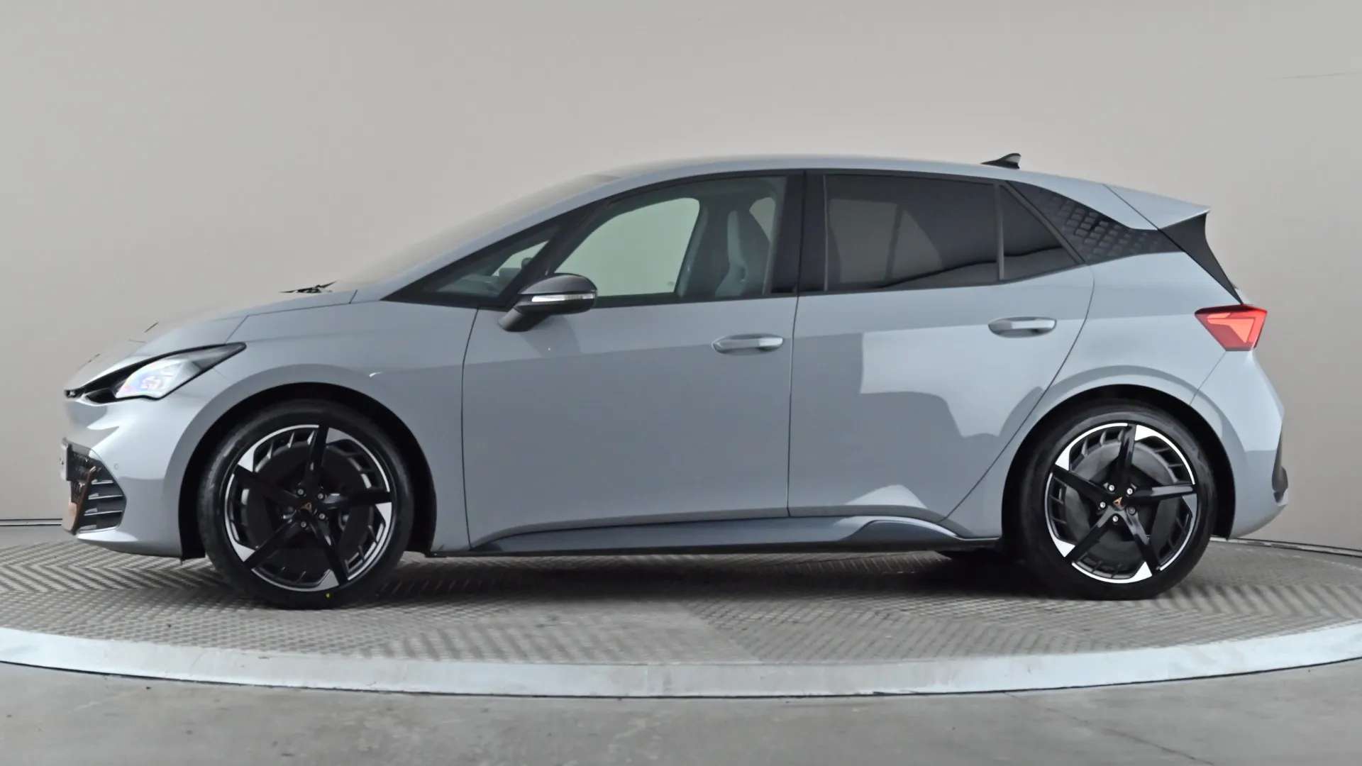 A 2023 CUPRA BORN 169kW e-Boost V3 77kWh Auto A 2023 CUPRA BORN 169kW e-Boost V3 77kWh Auto