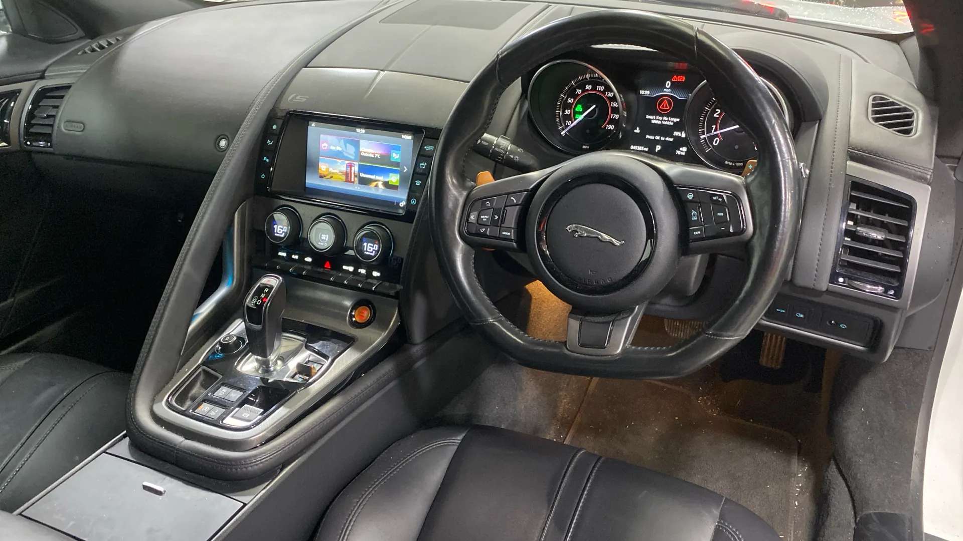 2016 JAGUAR F-TYPE 2016 JAGUAR F-TYPE