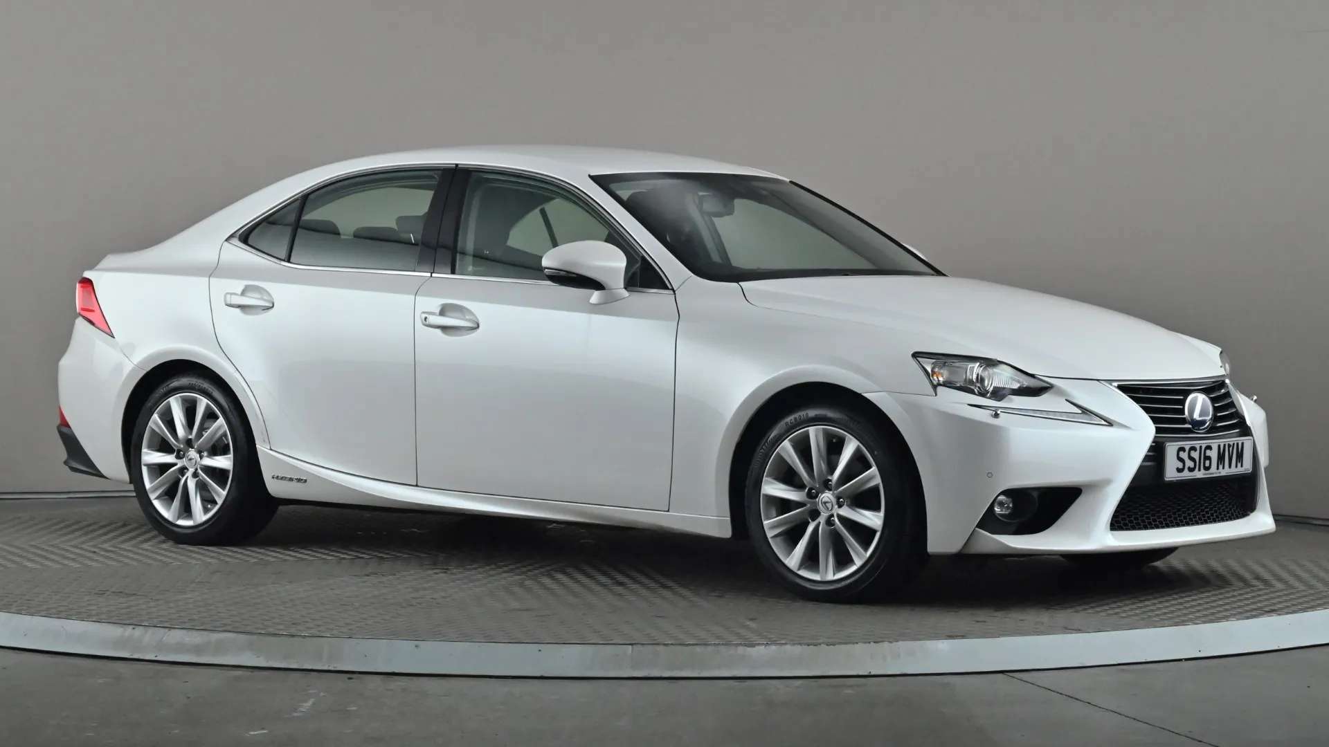 A 2016 LEXUS IS 300h Advance CVT Auto A 2016 LEXUS IS 300h Advance CVT Auto