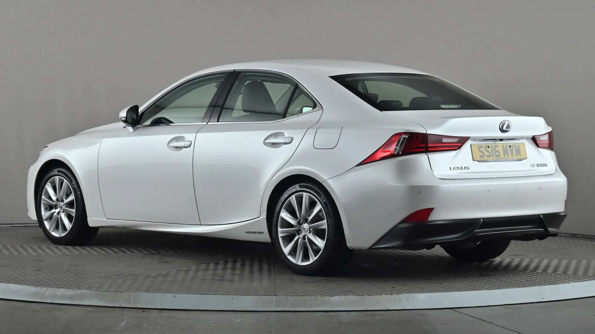 A 2016 LEXUS IS 300h Advance CVT Auto A 2016 LEXUS IS 300h Advance CVT Auto