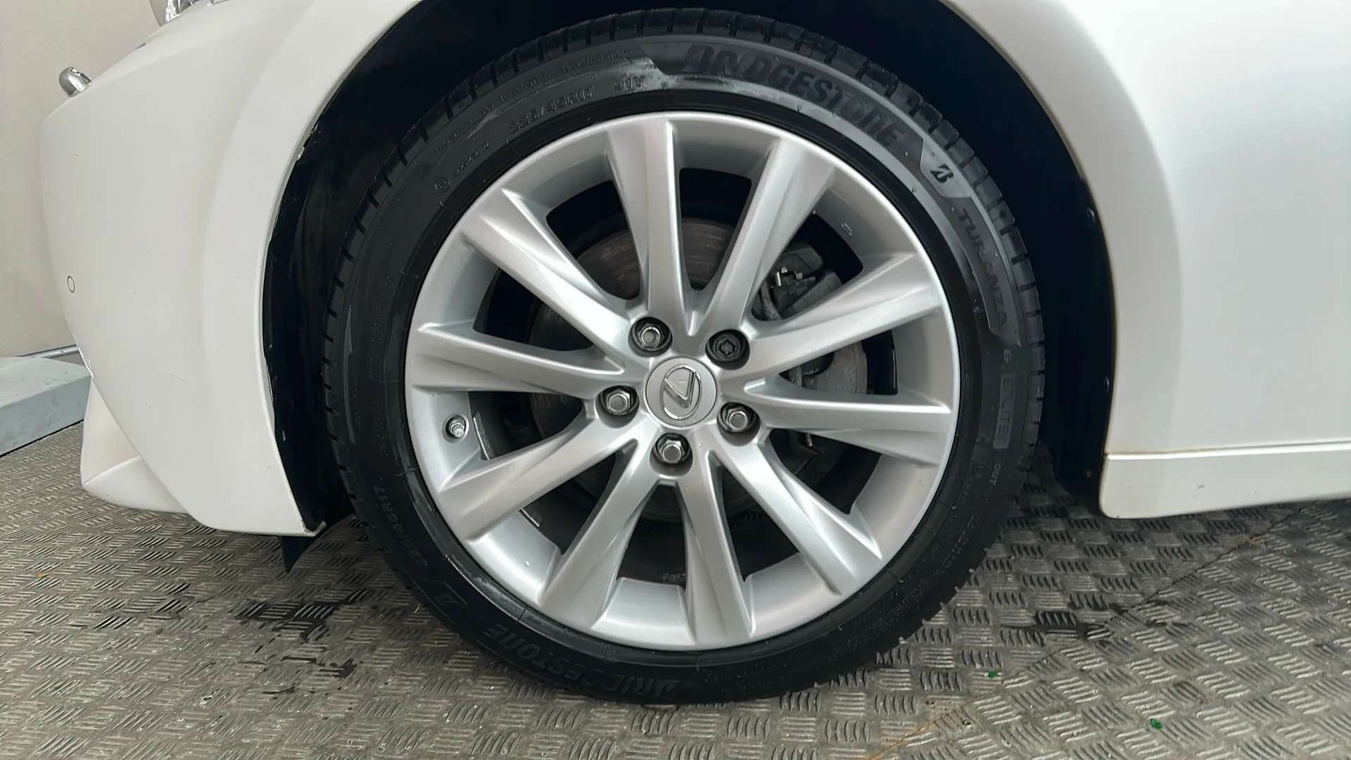 2016 LEXUS IS 2016 LEXUS IS