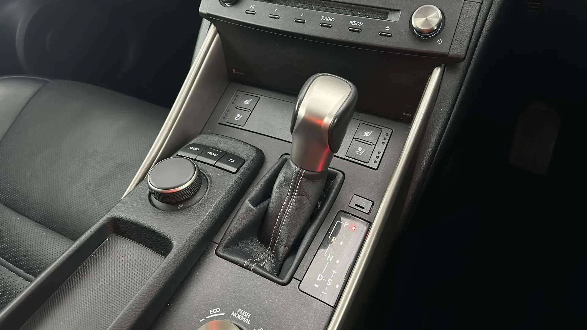 2016 LEXUS IS 2016 LEXUS IS