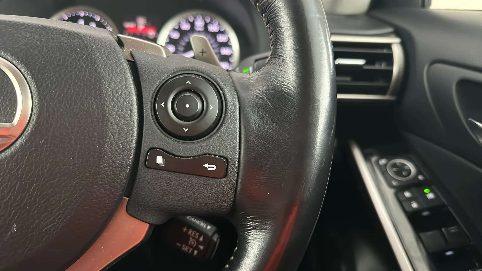 2016 LEXUS IS 2016 LEXUS IS