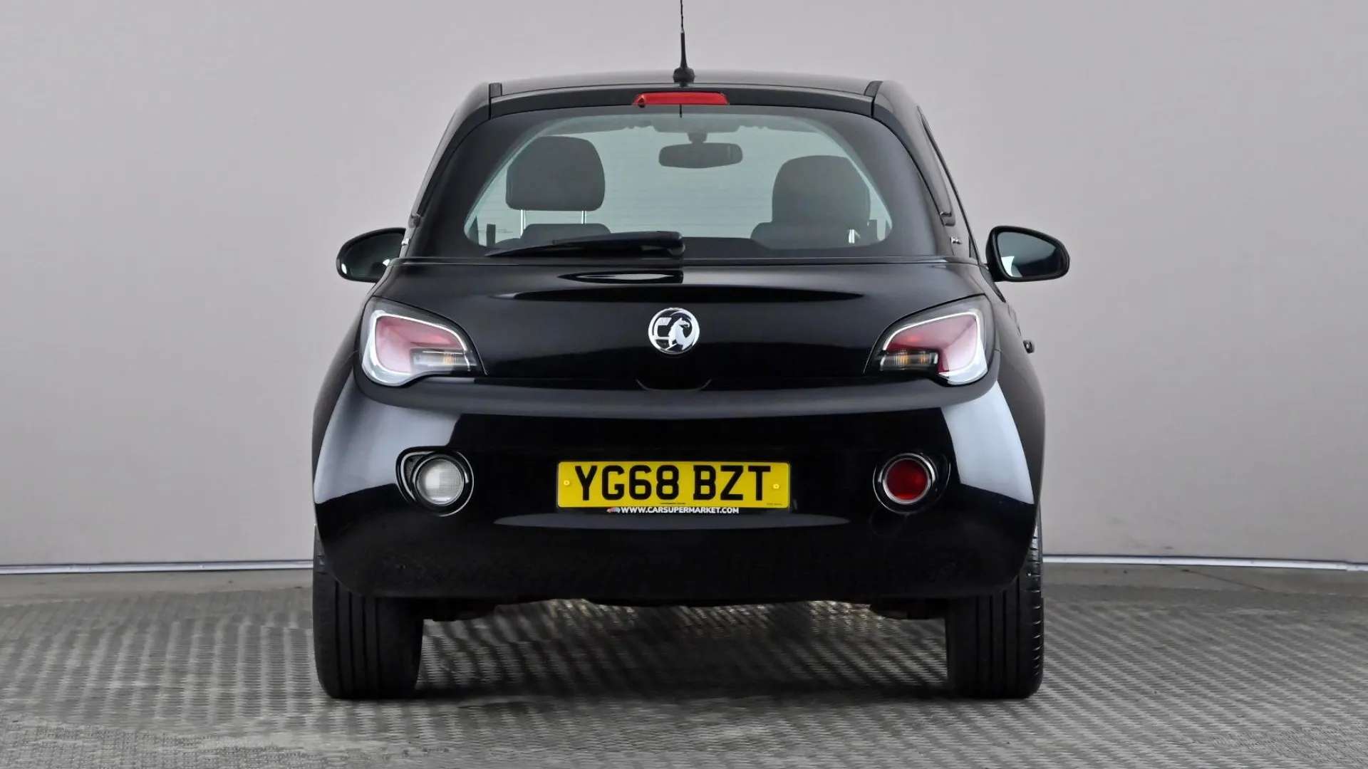 A 2018 VAUXHALL ADAM 1.2i Energised A 2018 VAUXHALL ADAM 1.2i Energised