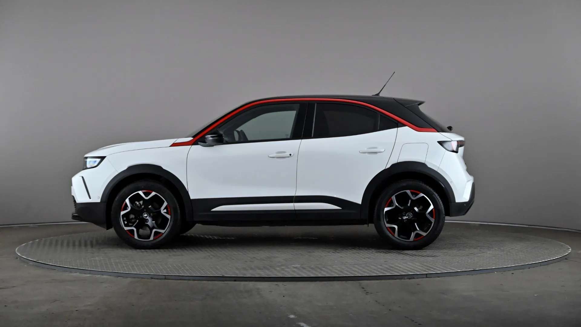 A 2022 VAUXHALL MOKKA 100kW SRi Premium 50kWh Auto A 2022 VAUXHALL MOKKA 100kW SRi Premium 50kWh Auto