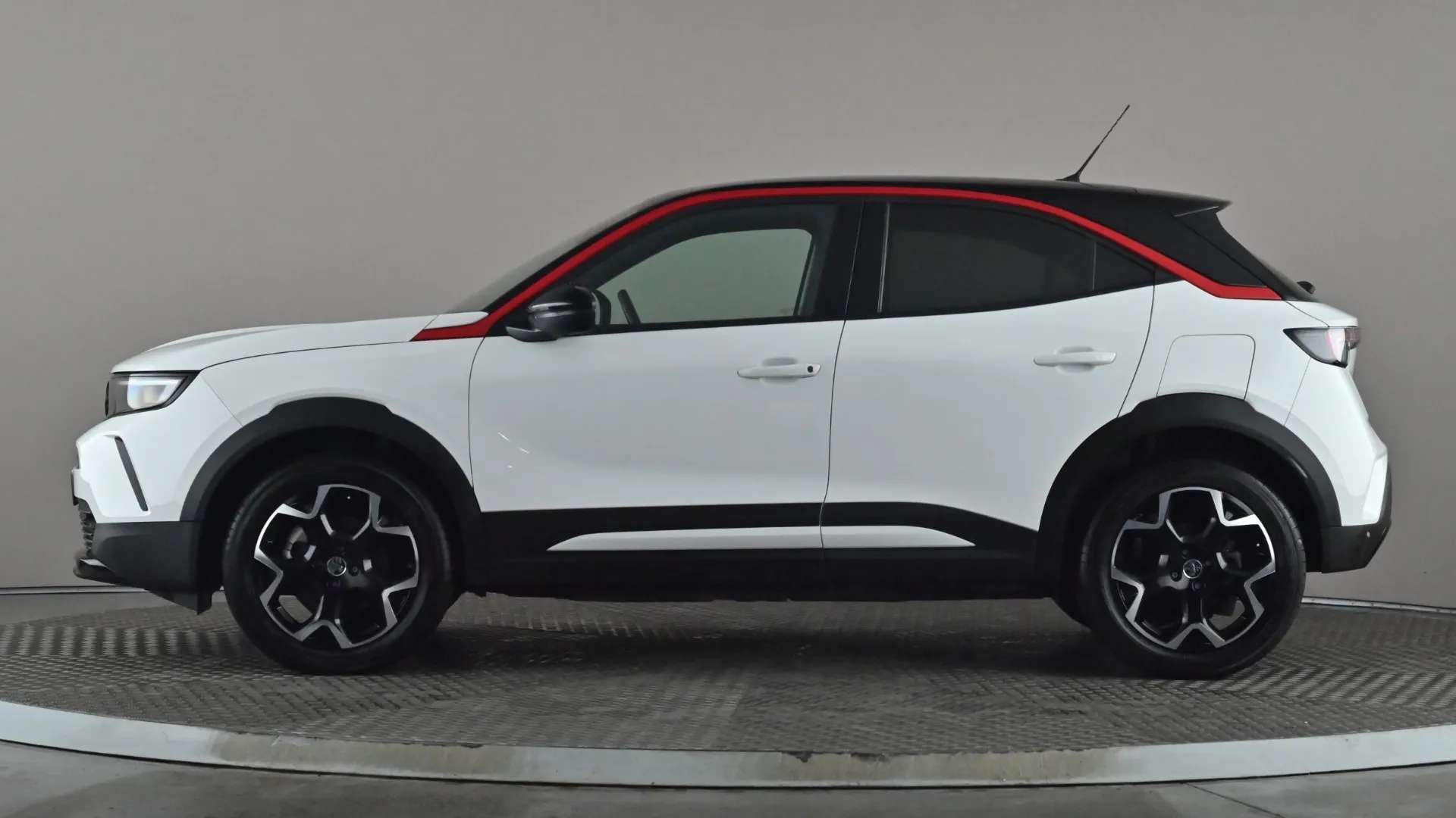 A 2023 VAUXHALL MOKKA 100kW GS 50kWh Auto A 2023 VAUXHALL MOKKA 100kW GS 50kWh Auto