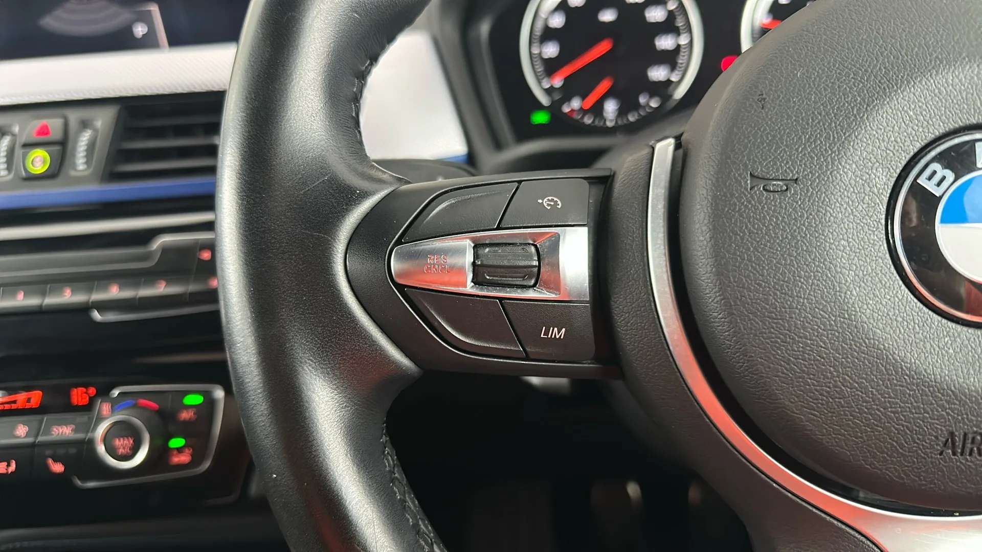 2023 BMW X2 2023 BMW X2