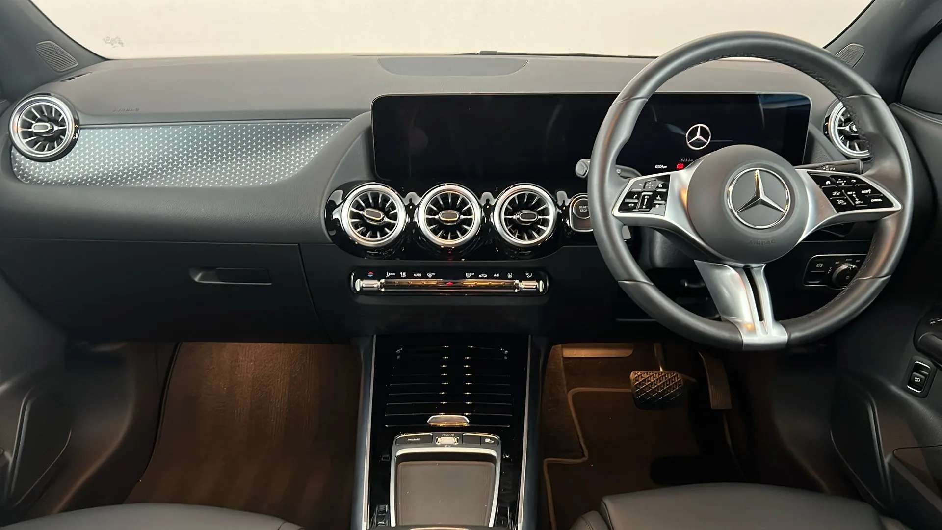 2024 MERCEDES-BENZ EQA 2024 MERCEDES-BENZ EQA